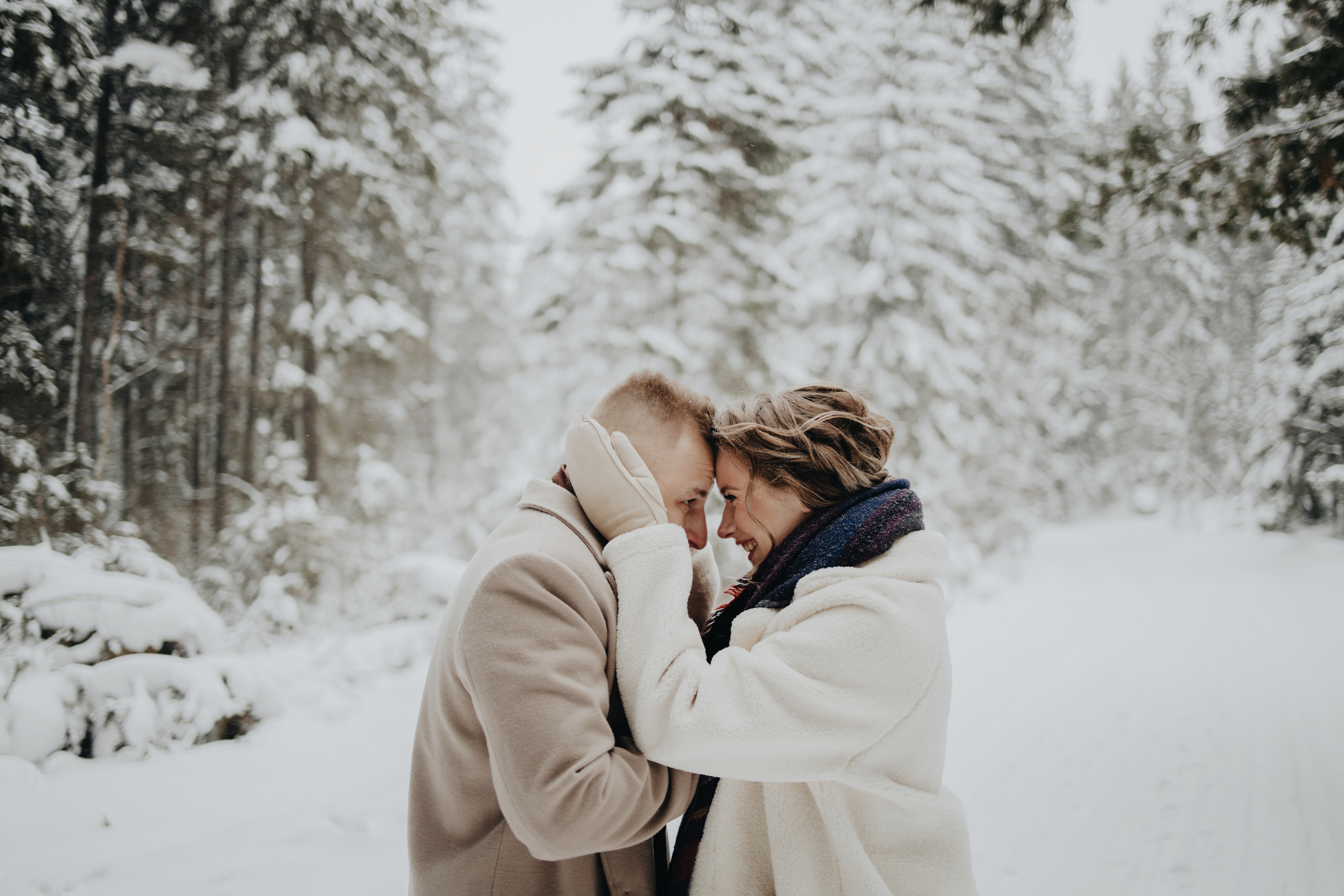 Winter Engagement Photography in Portland, Seattle, Bend & Oregon Coast | Anastasia & Sergey | Georgy Shishkin. Capturing Love in the Heart of the Pacific Northwes