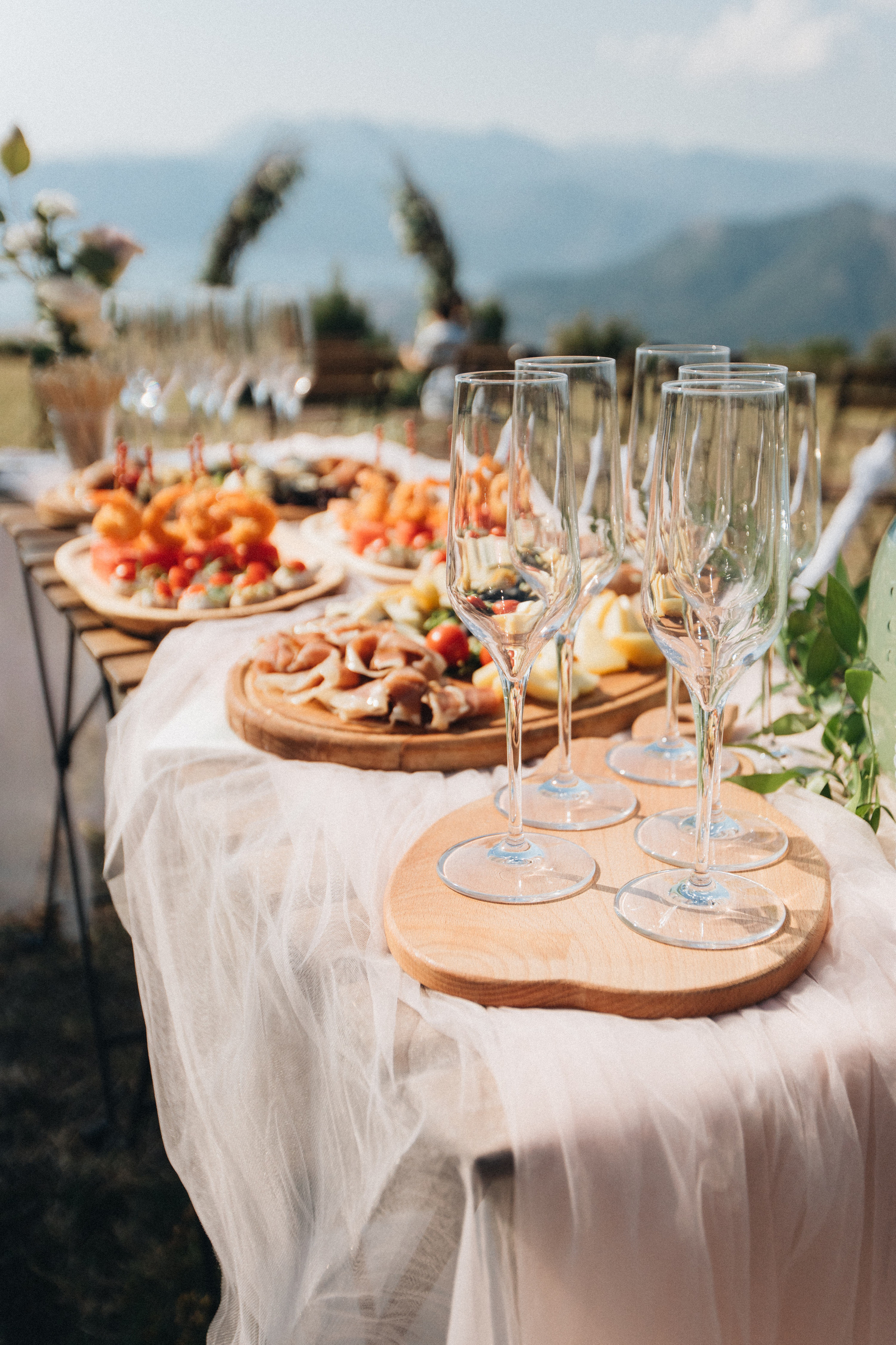 Portland, Seattle, Bend & Oregon Coast Wedding Photography | Destination Weddings in Montenegro by Georgy Shishkin. Capturing Love in the Heart of the Pacific Northwes