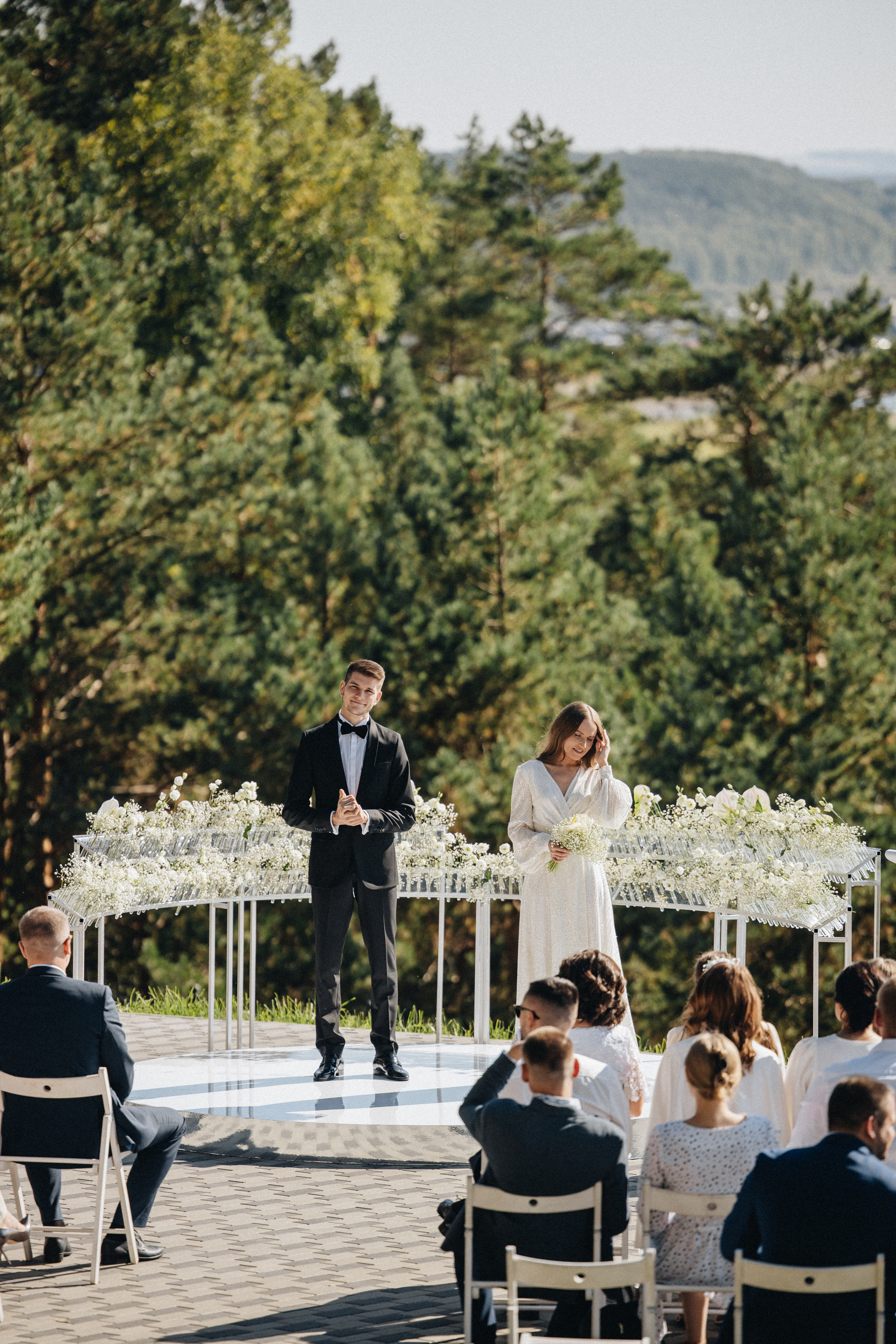 Bakker Wedding Photography in Portland, Seattle, Bend & Oregon Coast | Classic Black & White Wedding by Georgy Shishkin. Capturing Love in the Heart of the Pacific Northwes