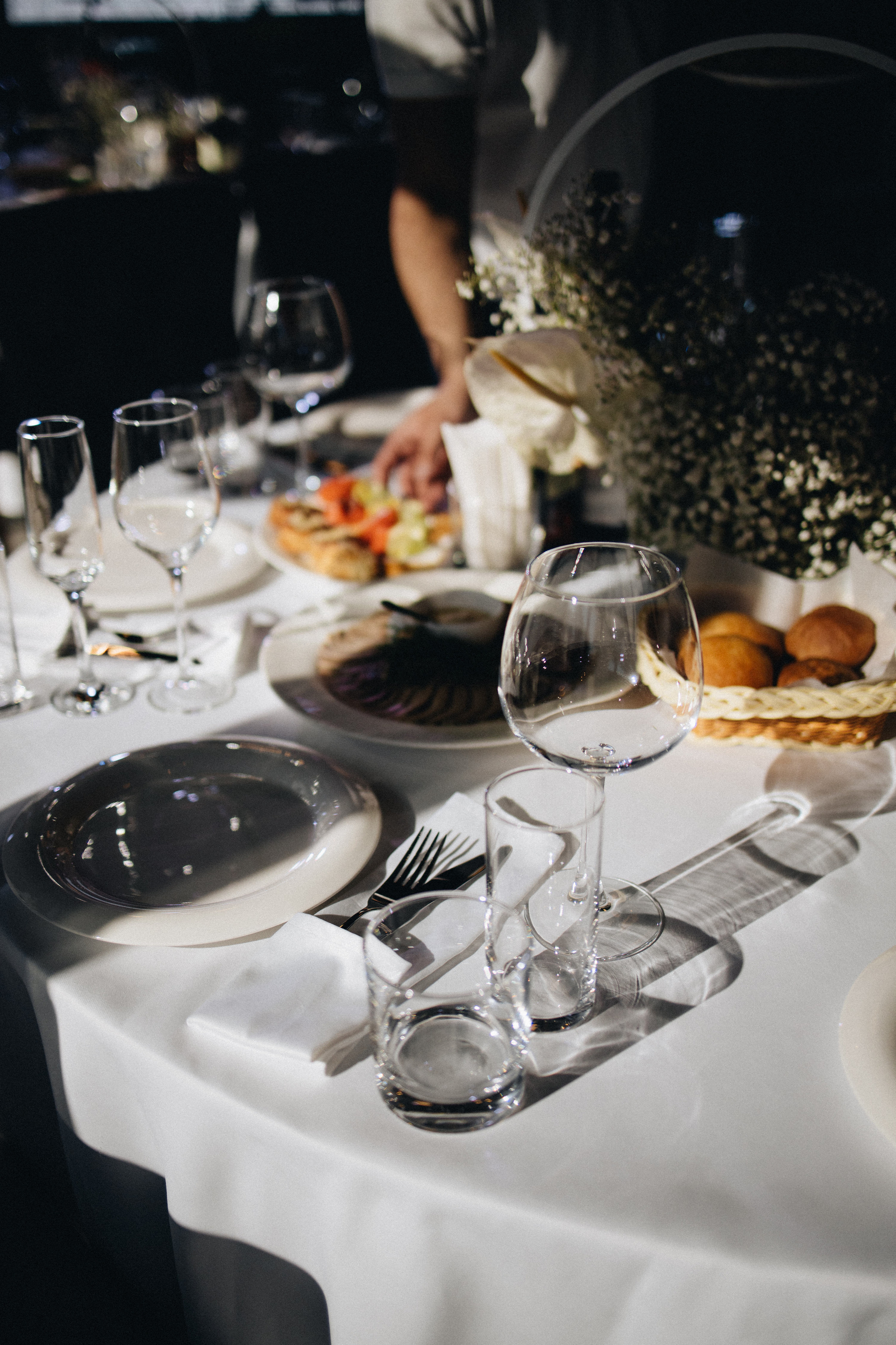 Bakker Wedding Photography in Portland, Seattle, Bend & Oregon Coast | Classic Black & White Wedding by Georgy Shishkin. Capturing Love in the Heart of the Pacific Northwes