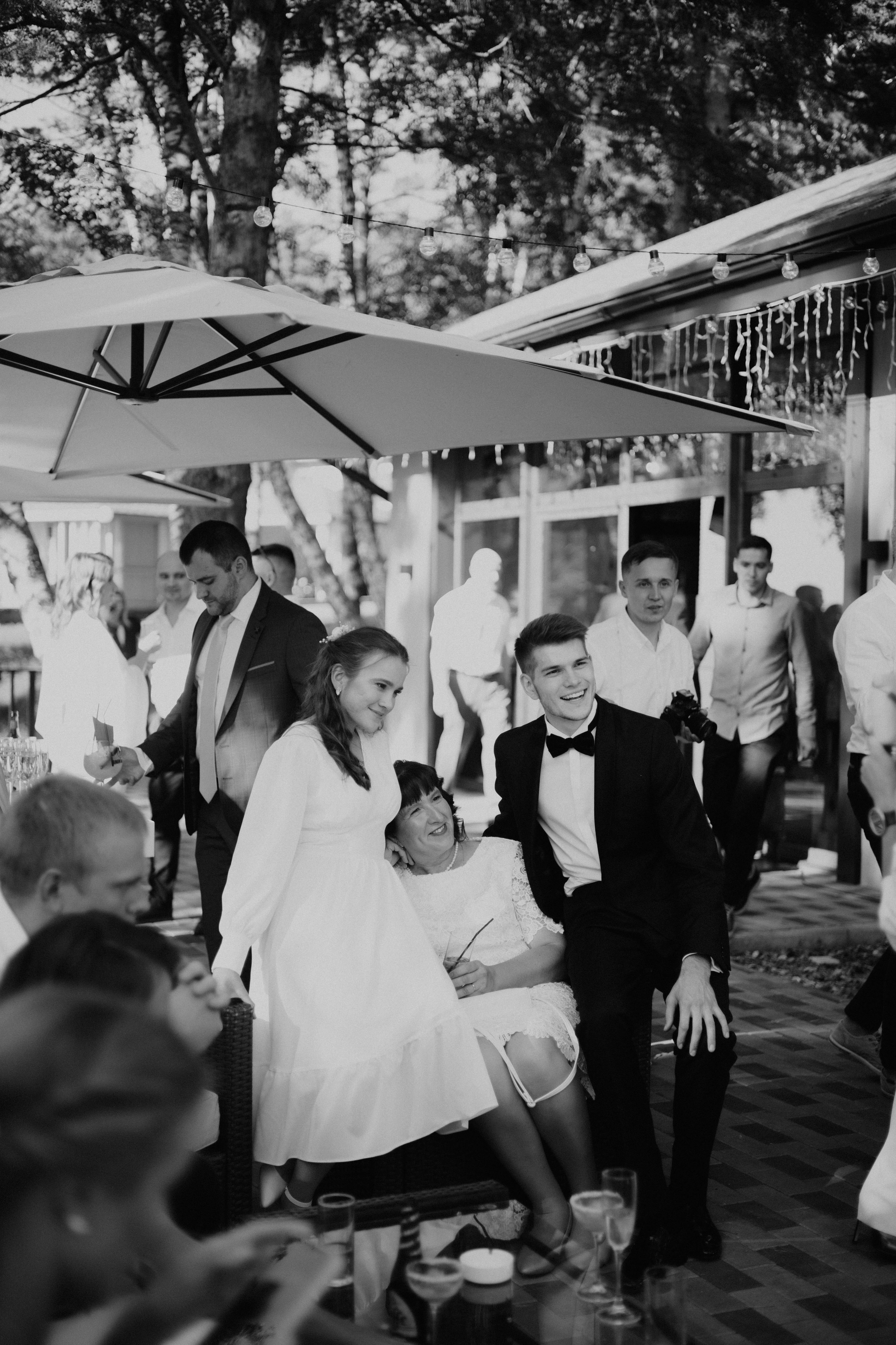 Bakker Wedding Photography in Portland, Seattle, Bend & Oregon Coast | Classic Black & White Wedding by Georgy Shishkin. Capturing Love in the Heart of the Pacific Northwes