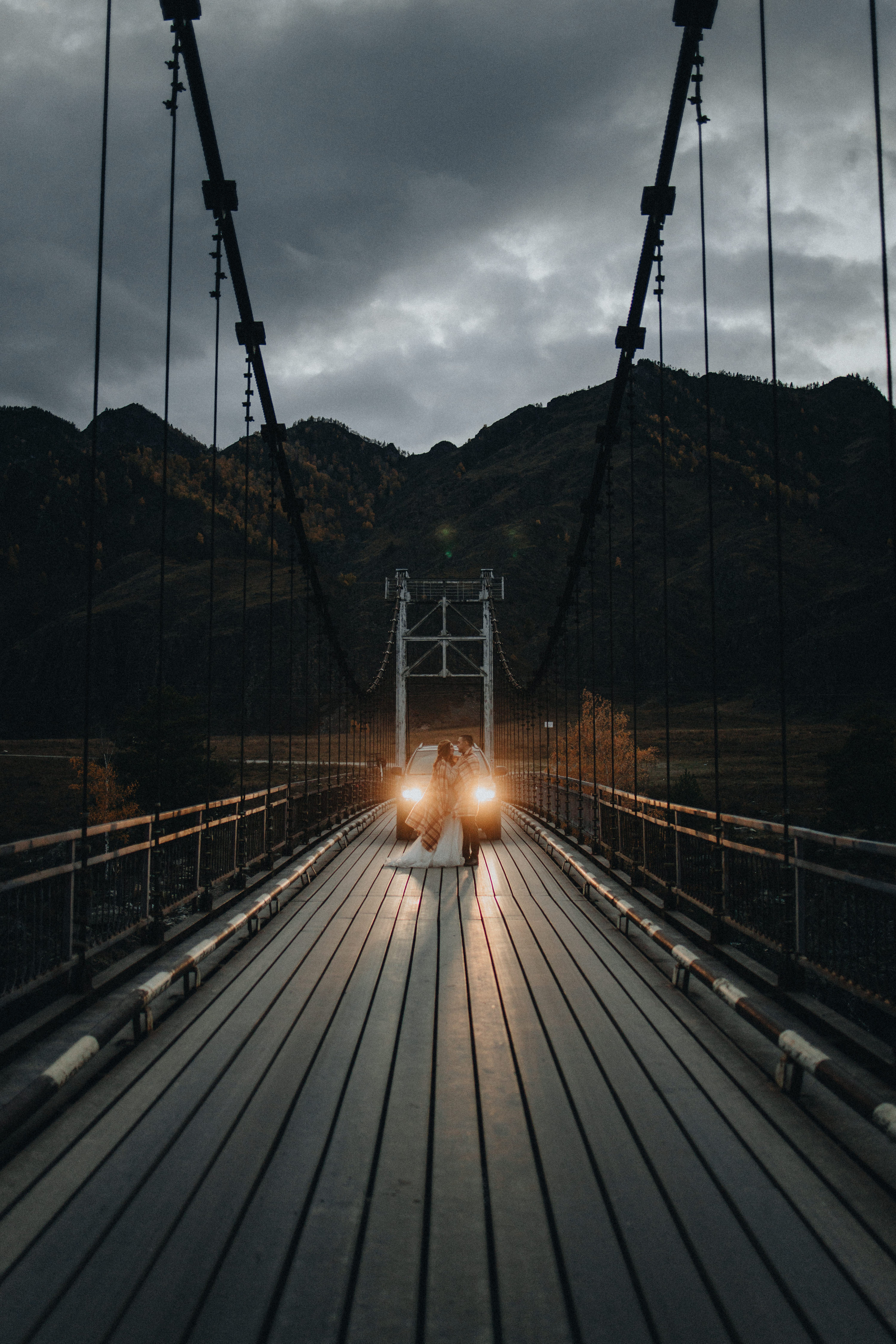 Anastasia & Konstantin’s Mountain Elopement Photography | Georgy Shishkin in Portland, Seattle, Bend & Oregon Coast. Capturing Love in the Heart of the Pacific Northwes