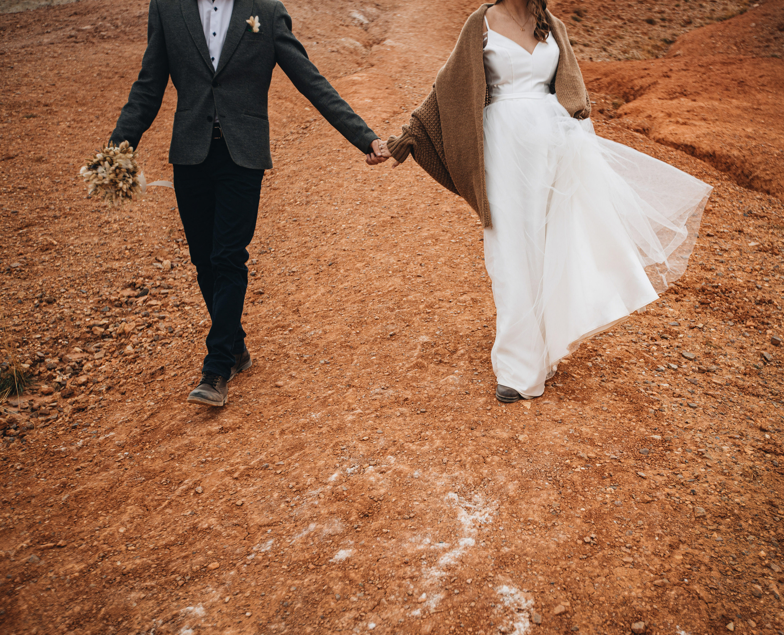 Portland, Seattle, Bend & Oregon Coast Elopement & Wedding Photography | J & J Mountain Adventure by Georgy Shishkin. Capturing Love in the Heart of the Pacific Northwes