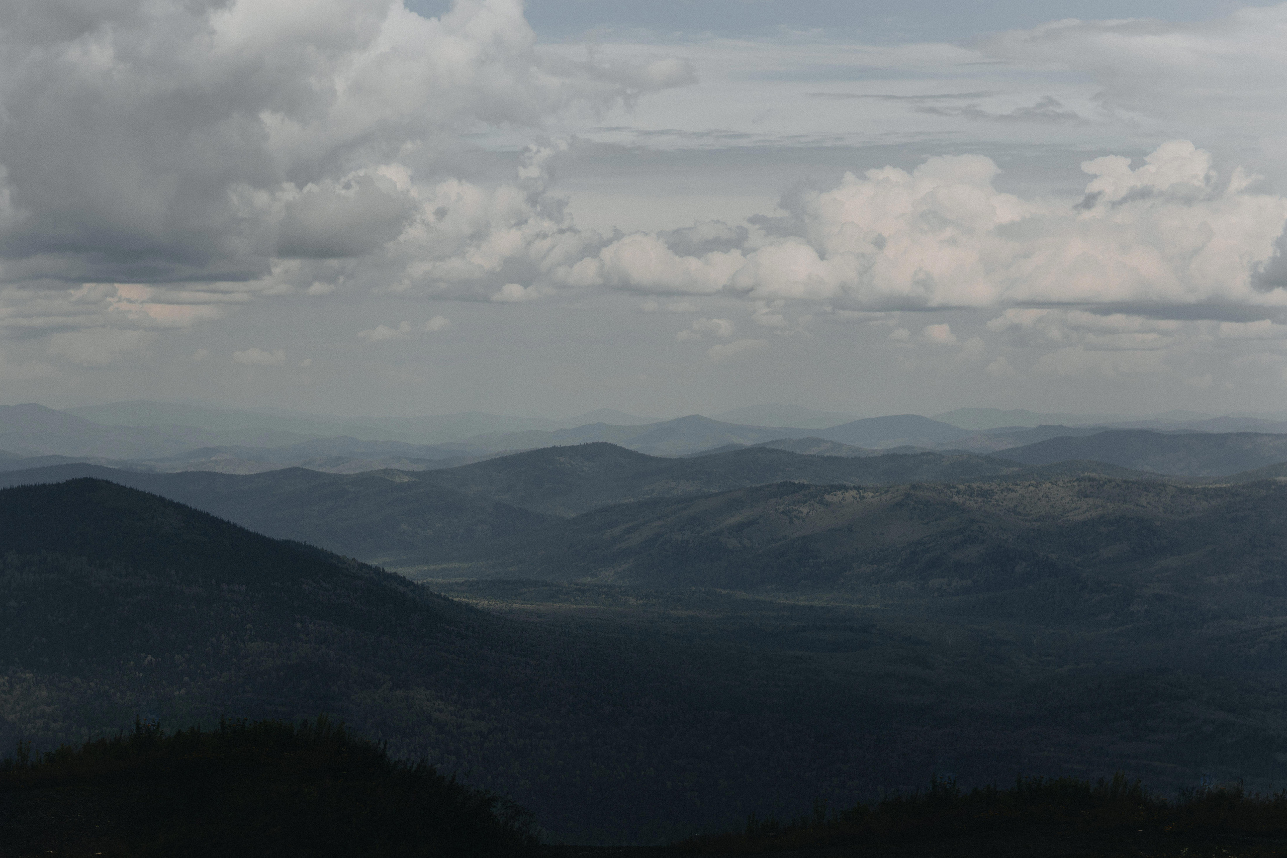Mountain Wedding Photography in Portland, Seattle, Bend & Oregon Coast | Tonya & Sergey by Georgy Shishkin. Capturing Love in the Heart of the Pacific Northwes