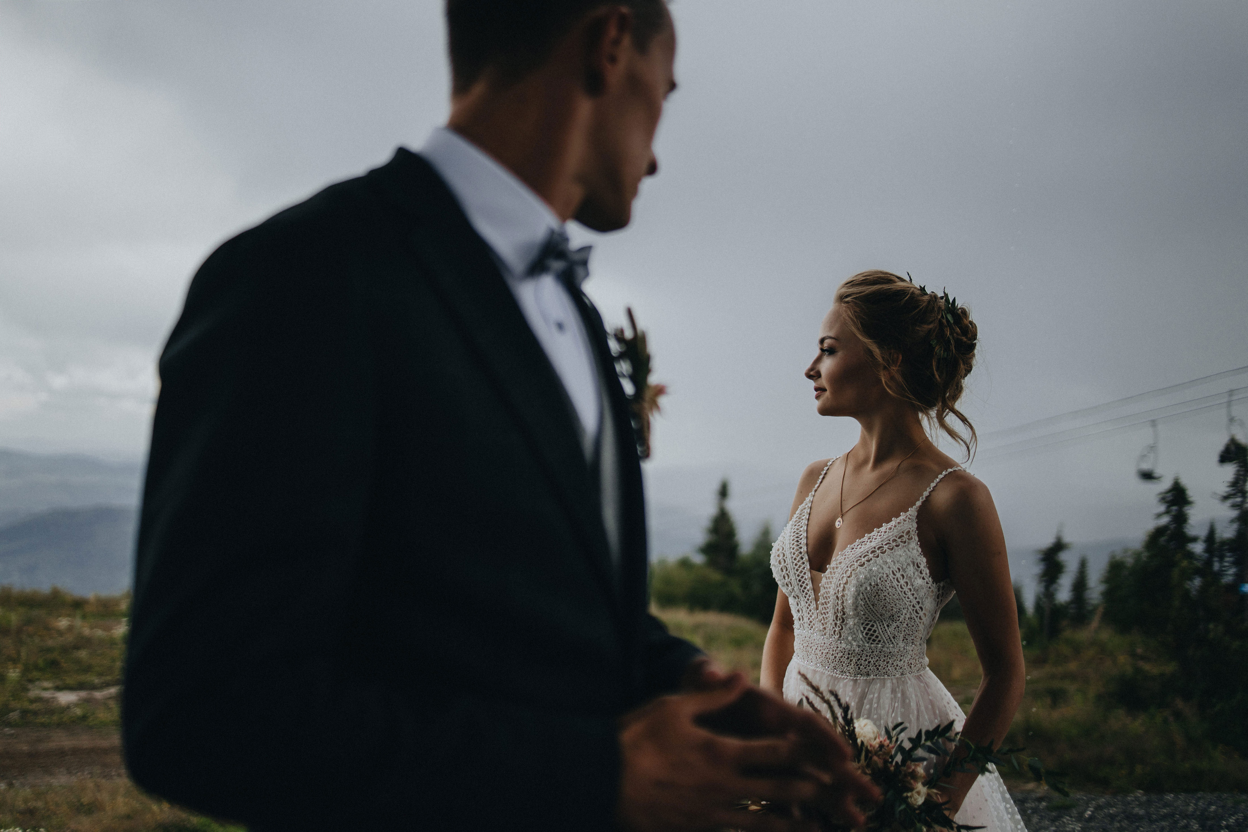 Mountain Wedding Photography in Portland, Seattle, Bend & Oregon Coast | Tonya & Sergey by Georgy Shishkin. Capturing Love in the Heart of the Pacific Northwes