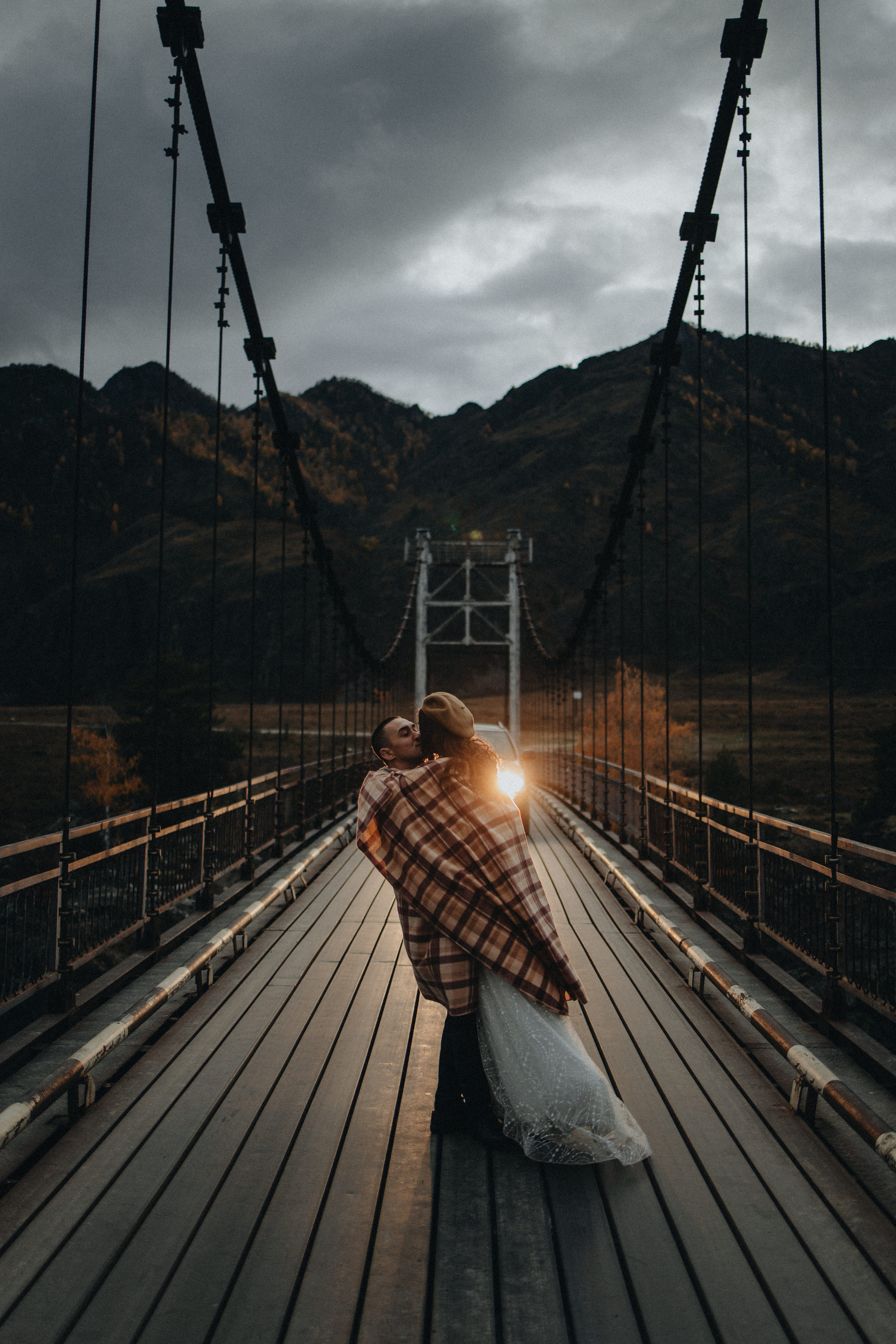 Anastasia & Konstantin’s Mountain Elopement Photography | Georgy Shishkin in Portland, Seattle, Bend & Oregon Coast. Capturing Love in the Heart of the Pacific Northwes