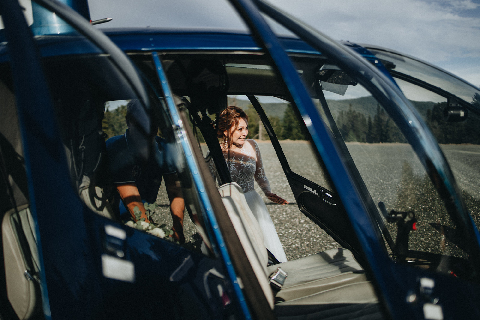Kate & Ilya's Mountain Elopement | Georgy Shishkin Photography in Portland, Seattle, Bend & Oregon Coast. Capturing Love in the Heart of the Pacific Northwes