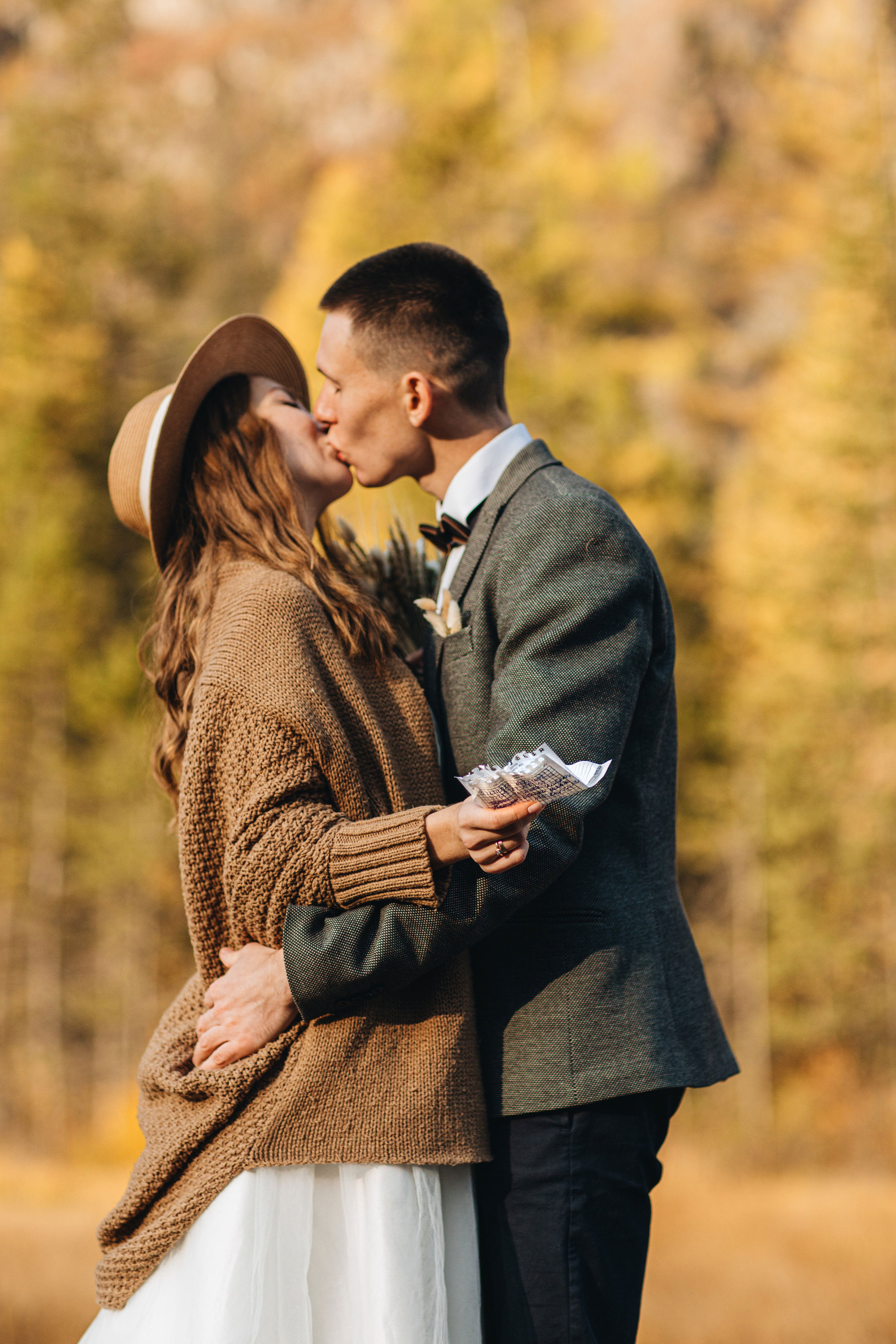 Portland, Seattle, Bend & Oregon Coast Elopement & Wedding Photography | J & J Mountain Adventure by Georgy Shishkin. Capturing Love in the Heart of the Pacific Northwes