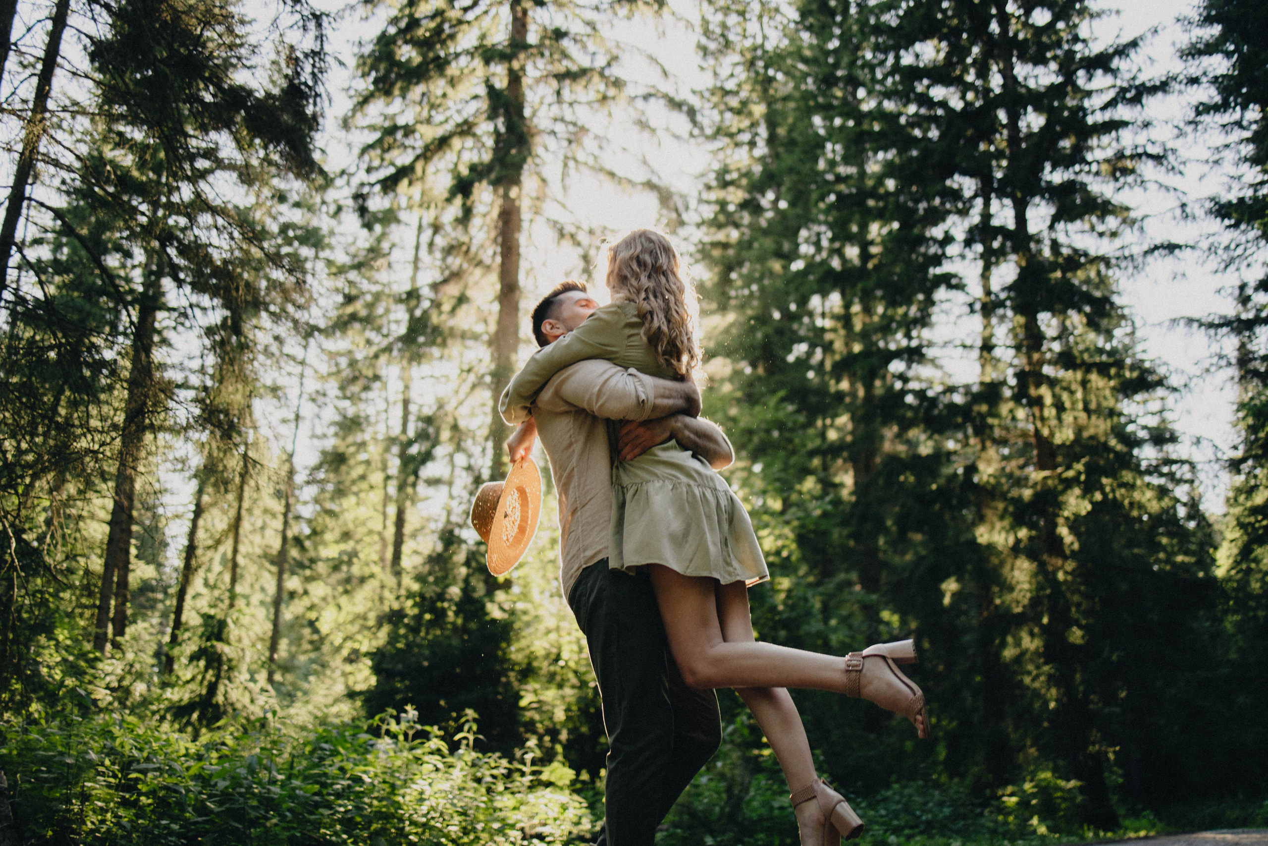 Portland, Seattle, Bend & Oregon Coast Engagement Photography | Georgy Shishkin. Capturing Love in the Heart of the Pacific Northwes
