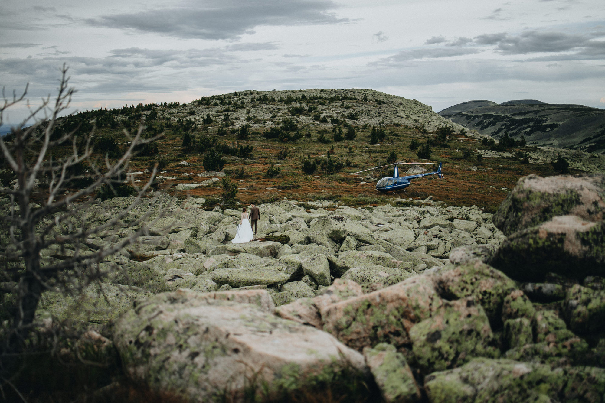 Kate & Ilya's Mountain Elopement | Georgy Shishkin Photography in Portland, Seattle, Bend & Oregon Coast. Capturing Love in the Heart of the Pacific Northwes