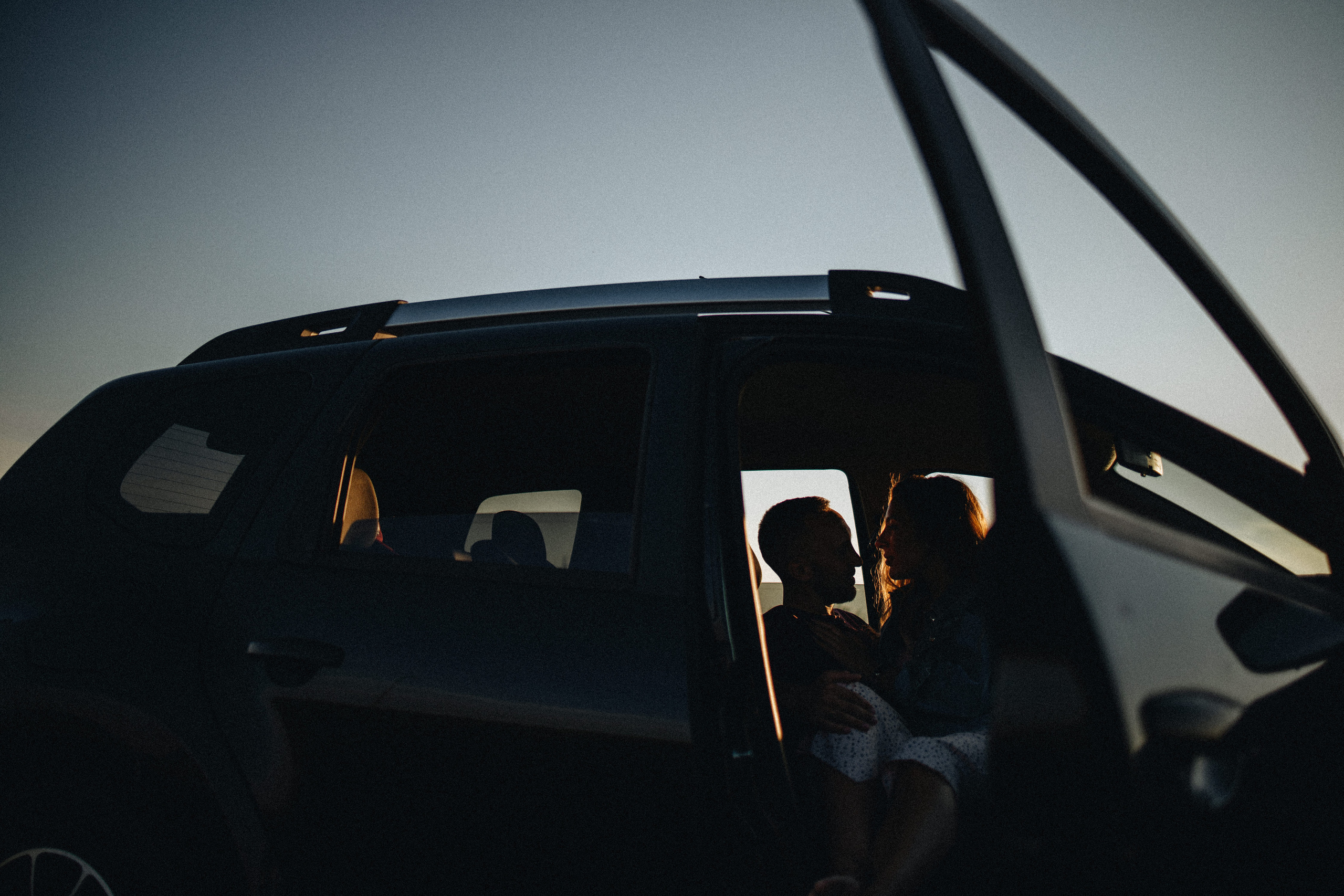 Julie & Alex Engagement Photography  | Georgy Shishkin | Photography in Portland, Seattle, Bend & Oregon Coast. Capturing Love in the Heart of the Pacific Northwes