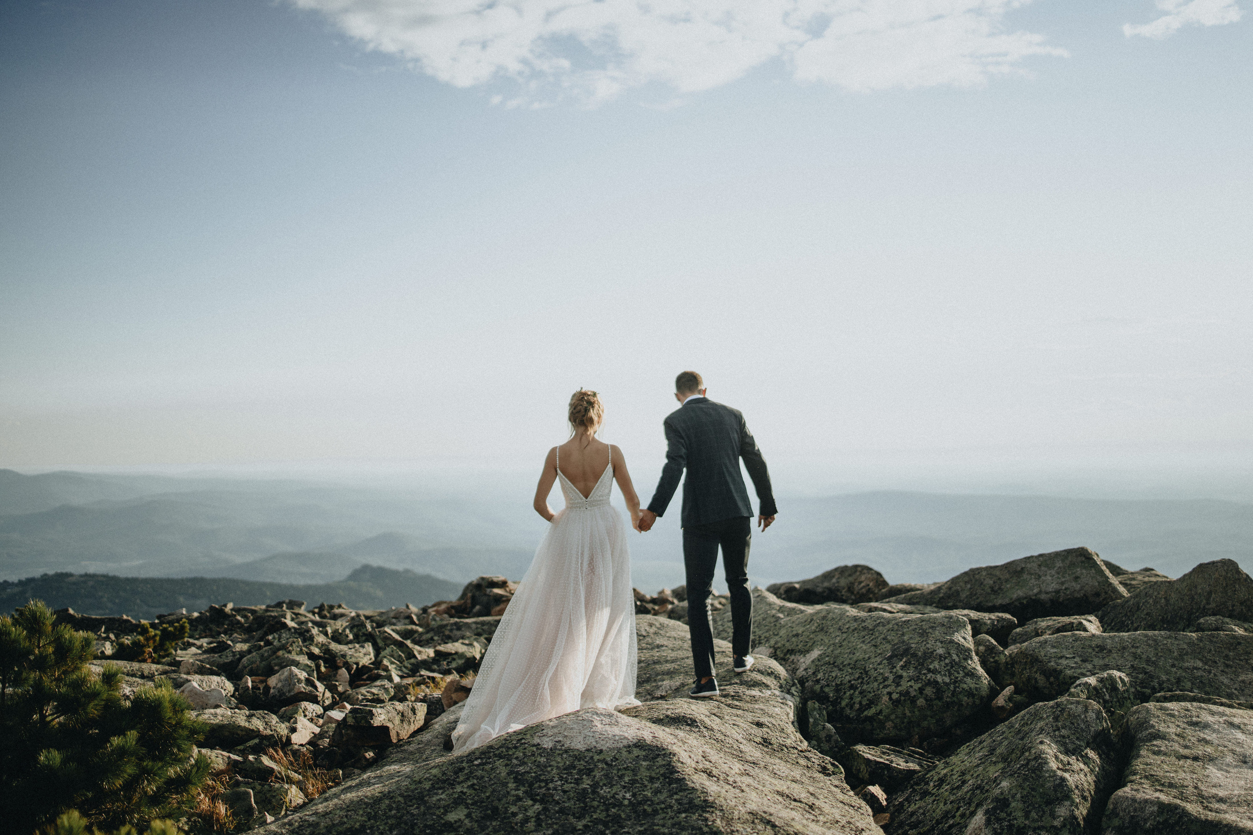 Mountain Wedding Photography in Portland, Seattle, Bend & Oregon Coast | Tonya & Sergey by Georgy Shishkin. Capturing Love in the Heart of the Pacific Northwes