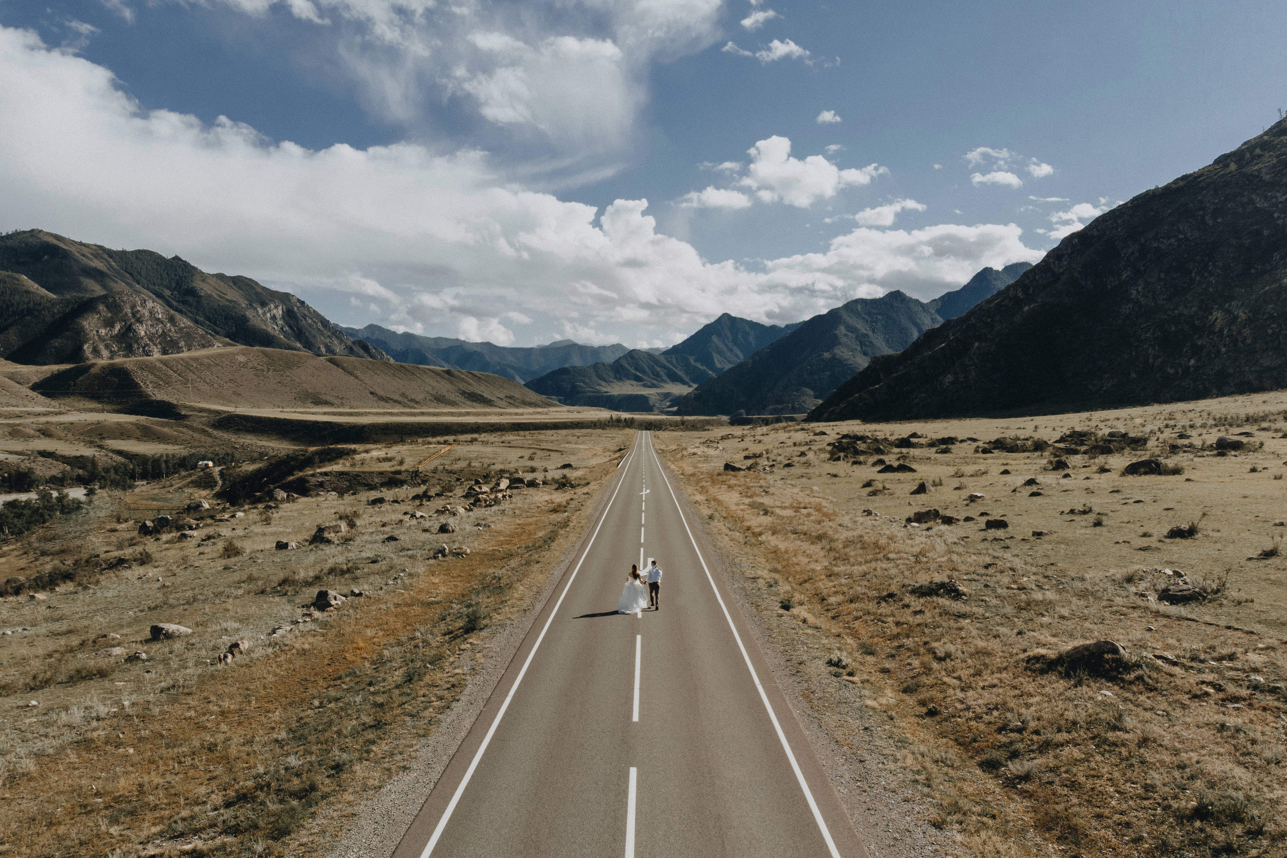 Portland, Seattle, Bend & Oregon Coast Elopement Photography | Alex & Michael's Mountain Wedding by Georgy Shishkin. Capturing Love in the Heart of the Pacific Northwes