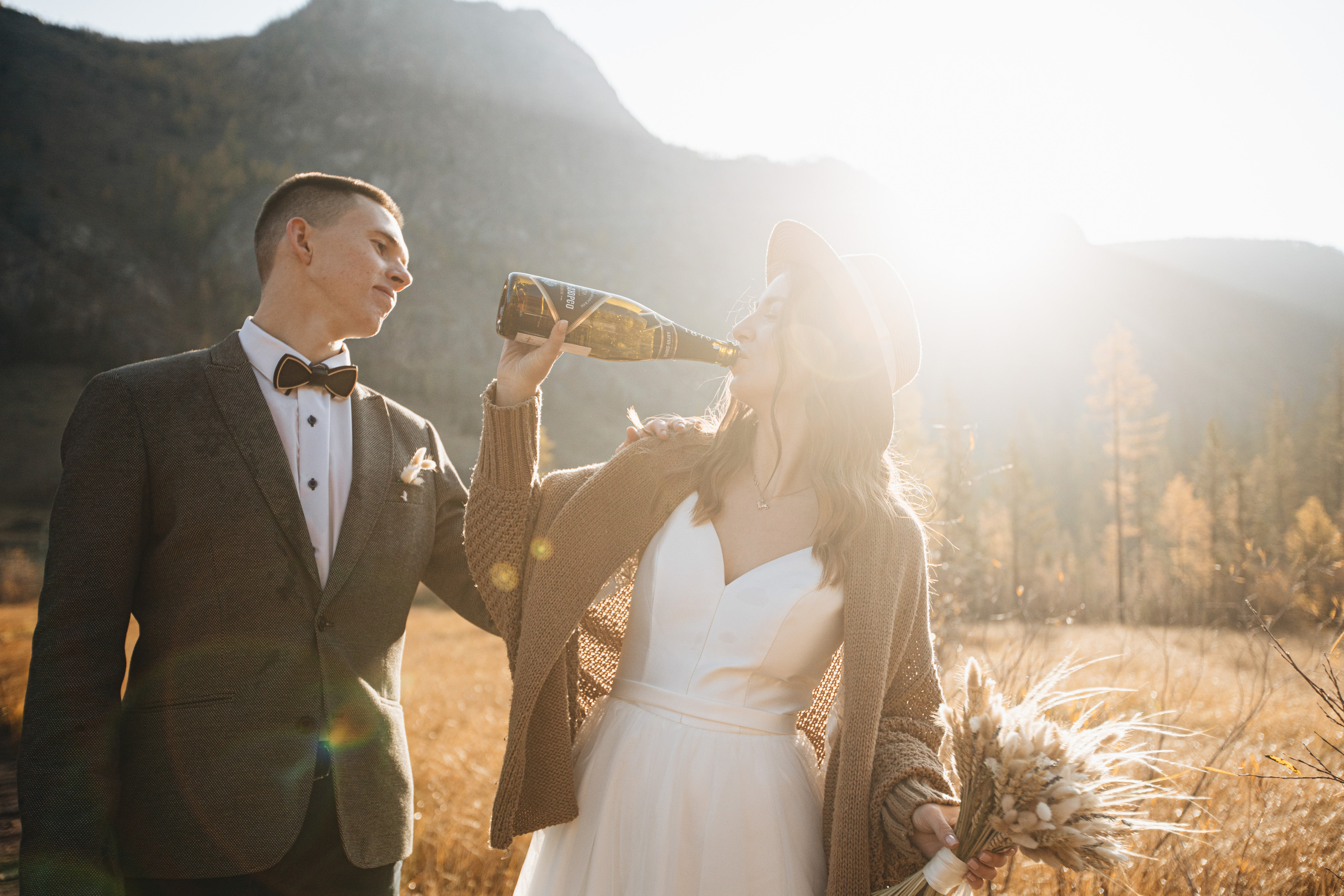 Portland, Seattle, Bend & Oregon Coast Elopement & Wedding Photography | J & J Mountain Adventure by Georgy Shishkin. Capturing Love in the Heart of the Pacific Northwes