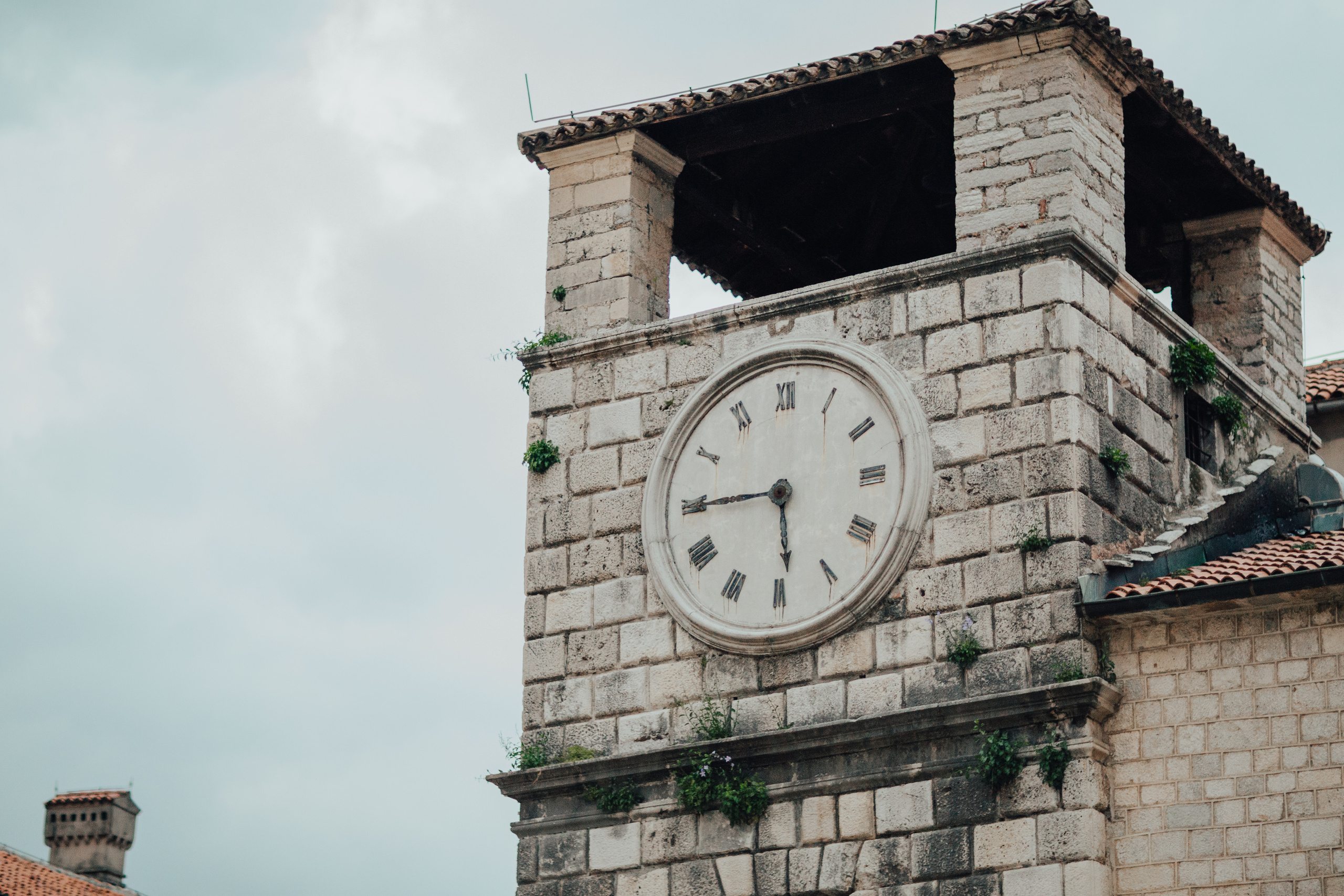 Portland, Seattle, Bend & Oregon Coast Elopement Photography | Elopements by Georgy Shishkin. Capturing Love in the Heart of the Pacific Northwes