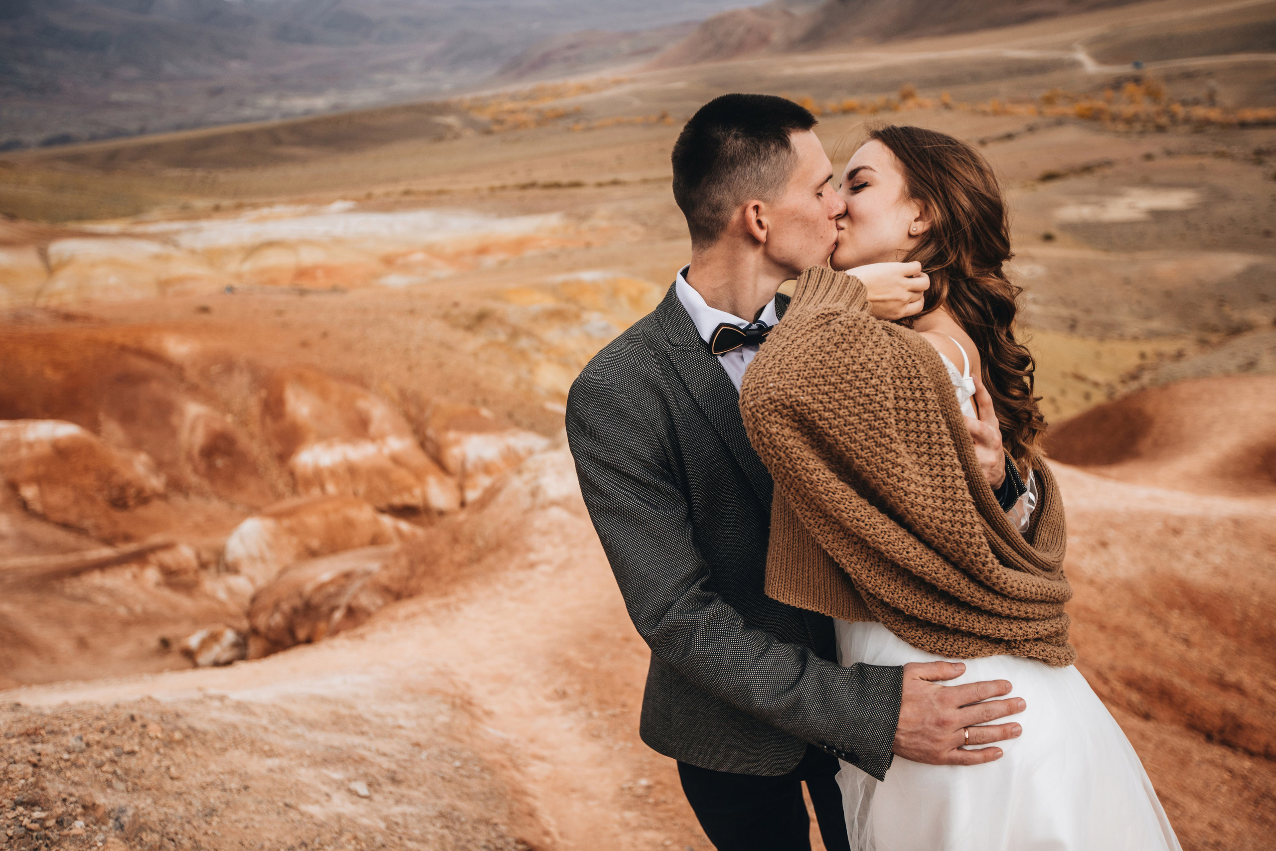 Portland, Seattle, Bend & Oregon Coast Elopement & Wedding Photography | J & J Mountain Adventure by Georgy Shishkin. Capturing Love in the Heart of the Pacific Northwes