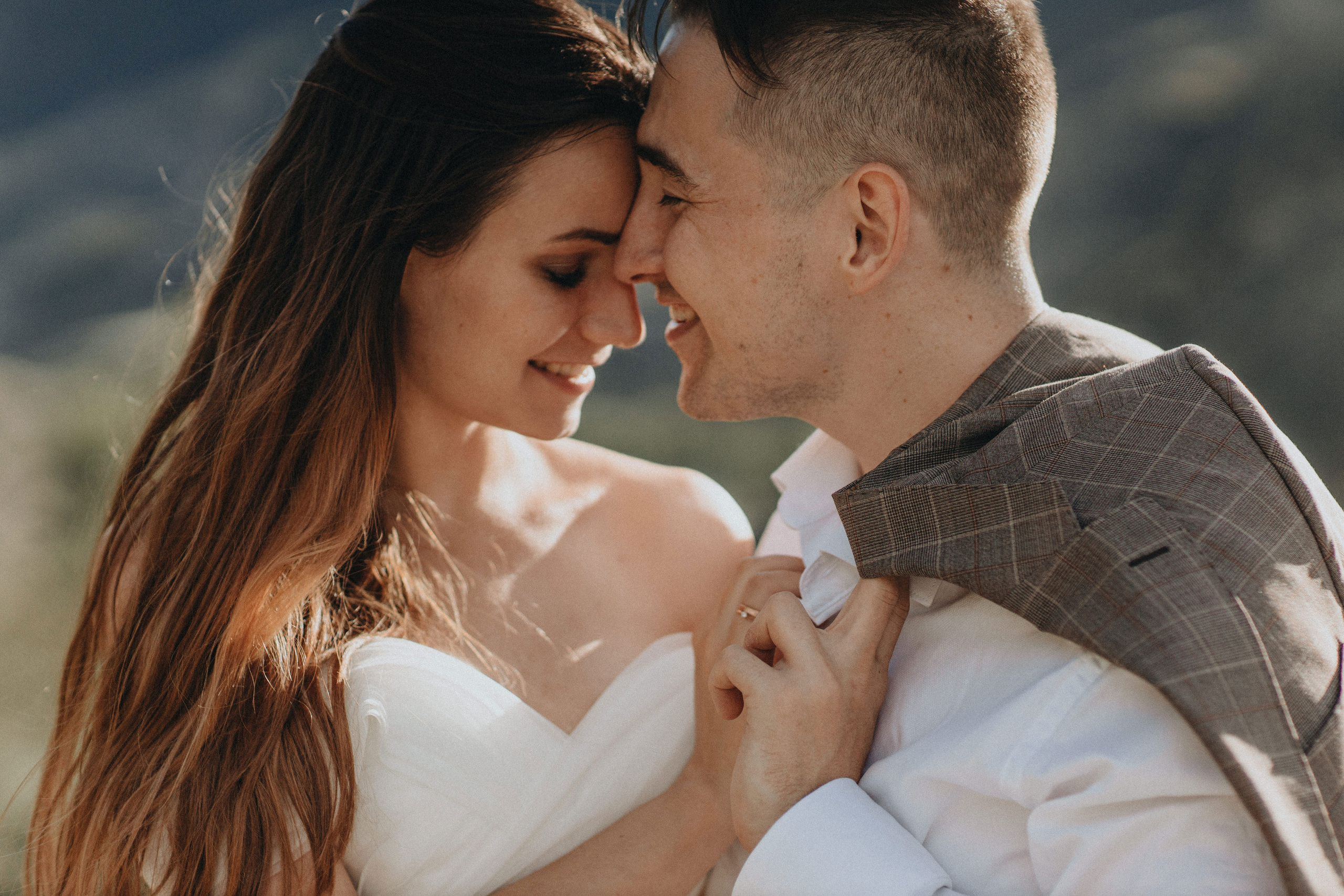 Portland, Seattle, Bend & Oregon Coast Elopement Photography | Alex & Michael's Mountain Wedding by Georgy Shishkin. Capturing Love in the Heart of the Pacific Northwes