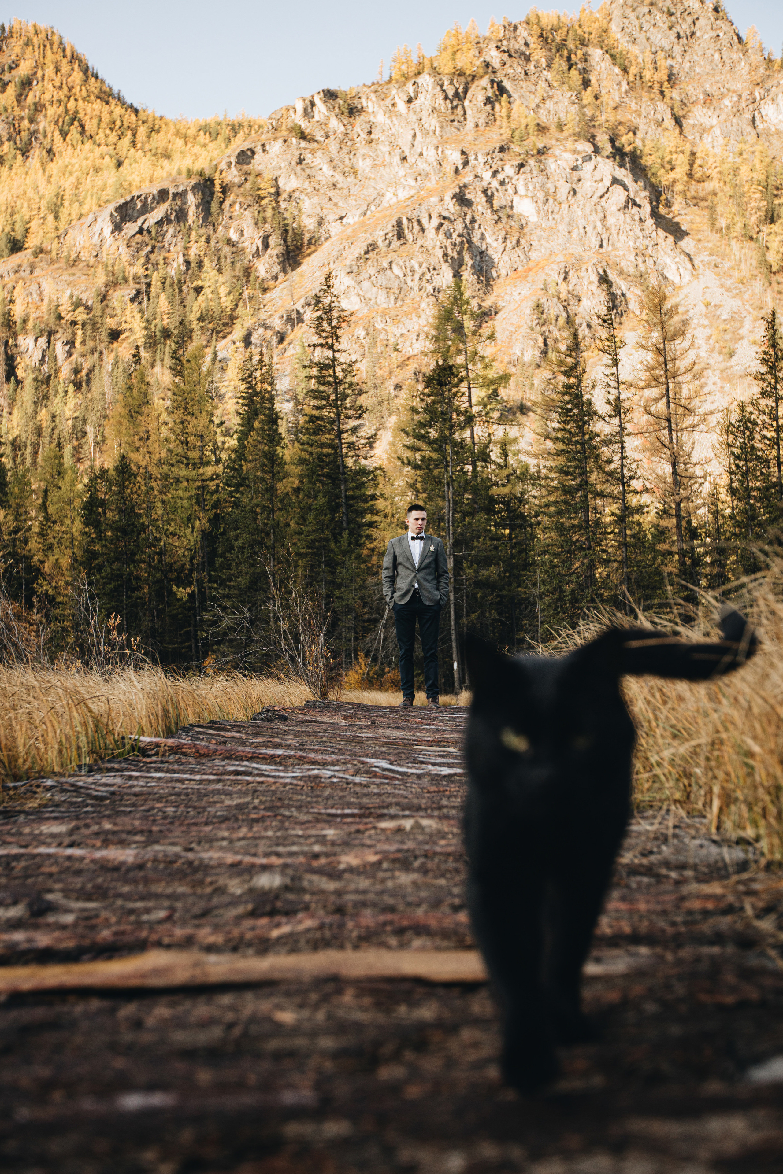 Portland, Seattle, Bend & Oregon Coast Elopement & Wedding Photography | J & J Mountain Adventure by Georgy Shishkin. Capturing Love in the Heart of the Pacific Northwes