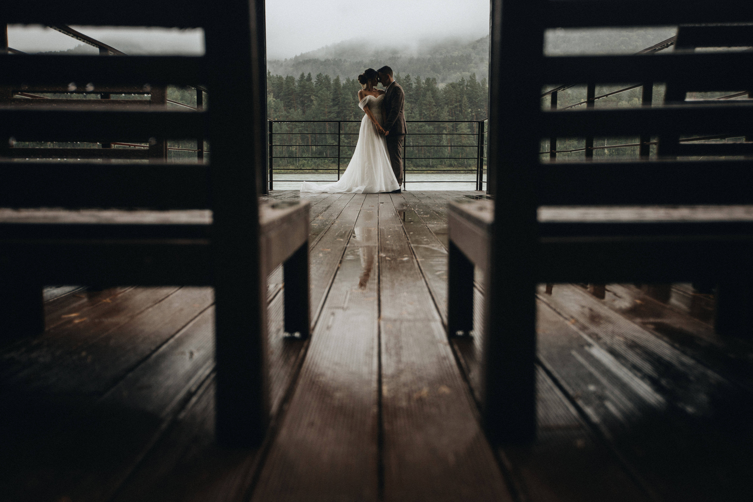 Portland, Seattle, Bend & Oregon Coast Elopement Photography | Alex & Michael's Mountain Wedding by Georgy Shishkin. Capturing Love in the Heart of the Pacific Northwes