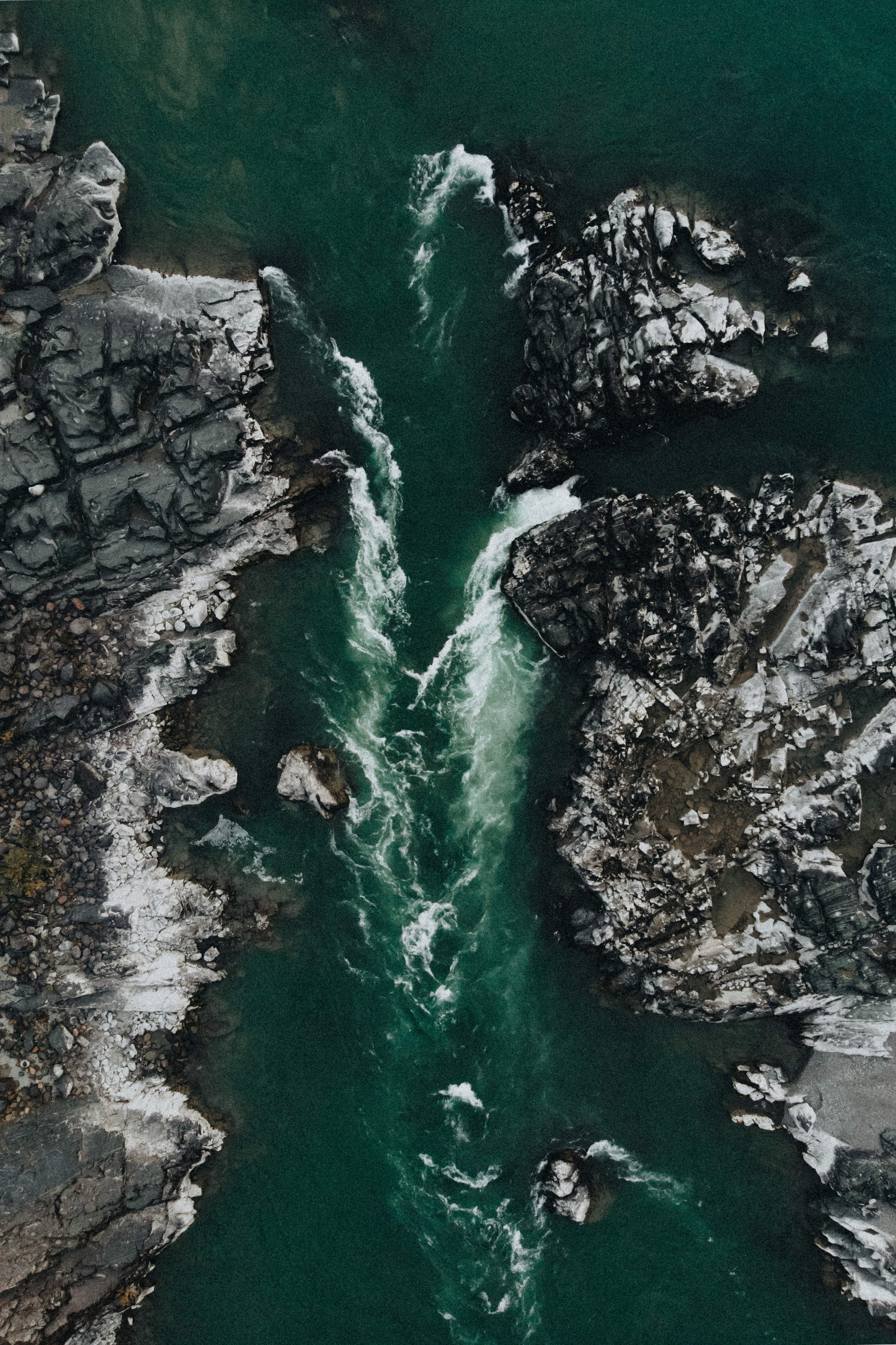 Anastasia & Konstantin’s Mountain Elopement Photography | Georgy Shishkin in Portland, Seattle, Bend & Oregon Coast. Capturing Love in the Heart of the Pacific Northwes