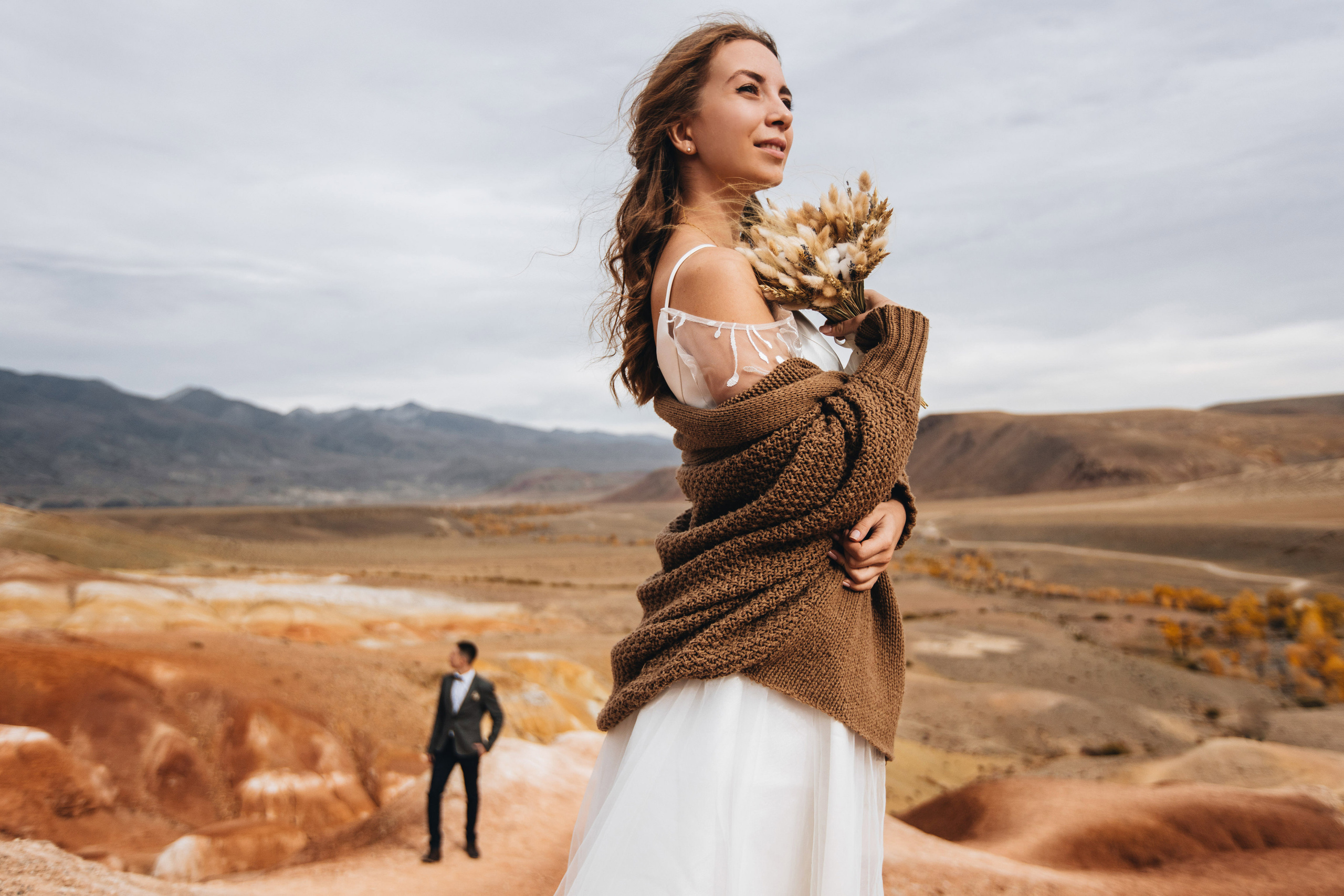 Portland, Seattle, Bend & Oregon Coast Elopement & Wedding Photography | J & J Mountain Adventure by Georgy Shishkin. Capturing Love in the Heart of the Pacific Northwes