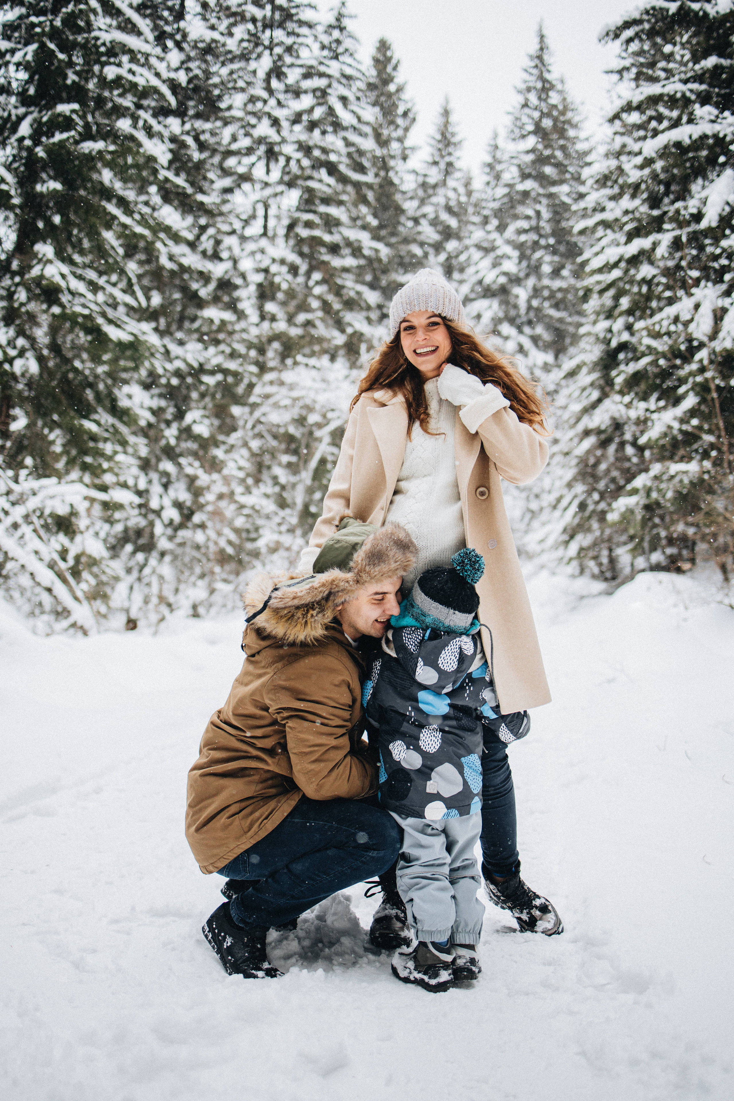 Capture the Warmth of Winter with Family Photography in Portland, Seattle, Bend & Oregon Coast | Georgy Shishkin. Capturing Love in the Heart of the Pacific Northwes