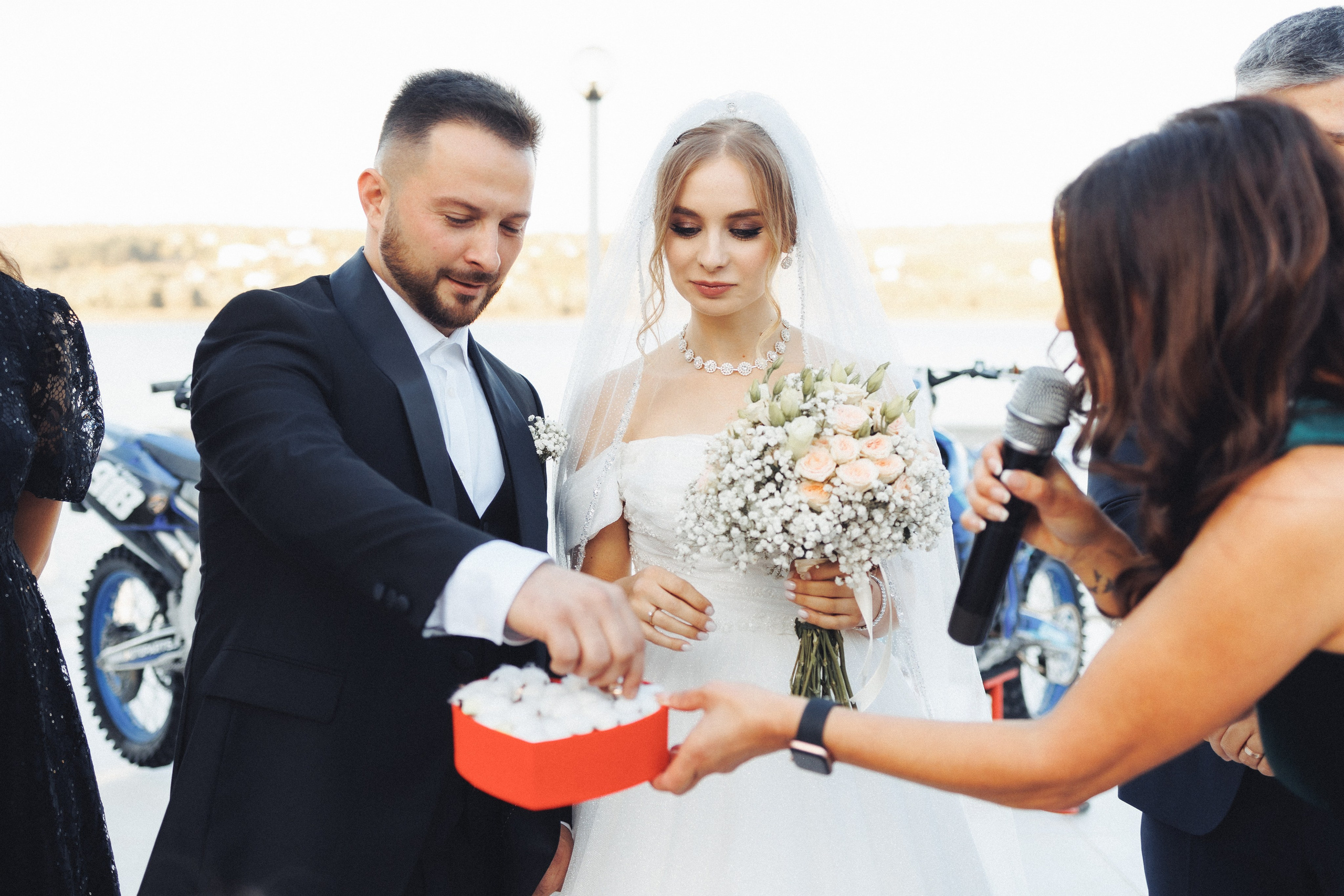 X & S. Fotograful evenimentului tău