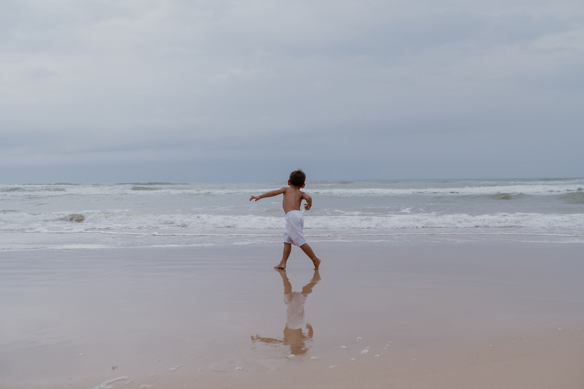 Gestar Apolo, Massarandupió. Água Carmim Fotografia