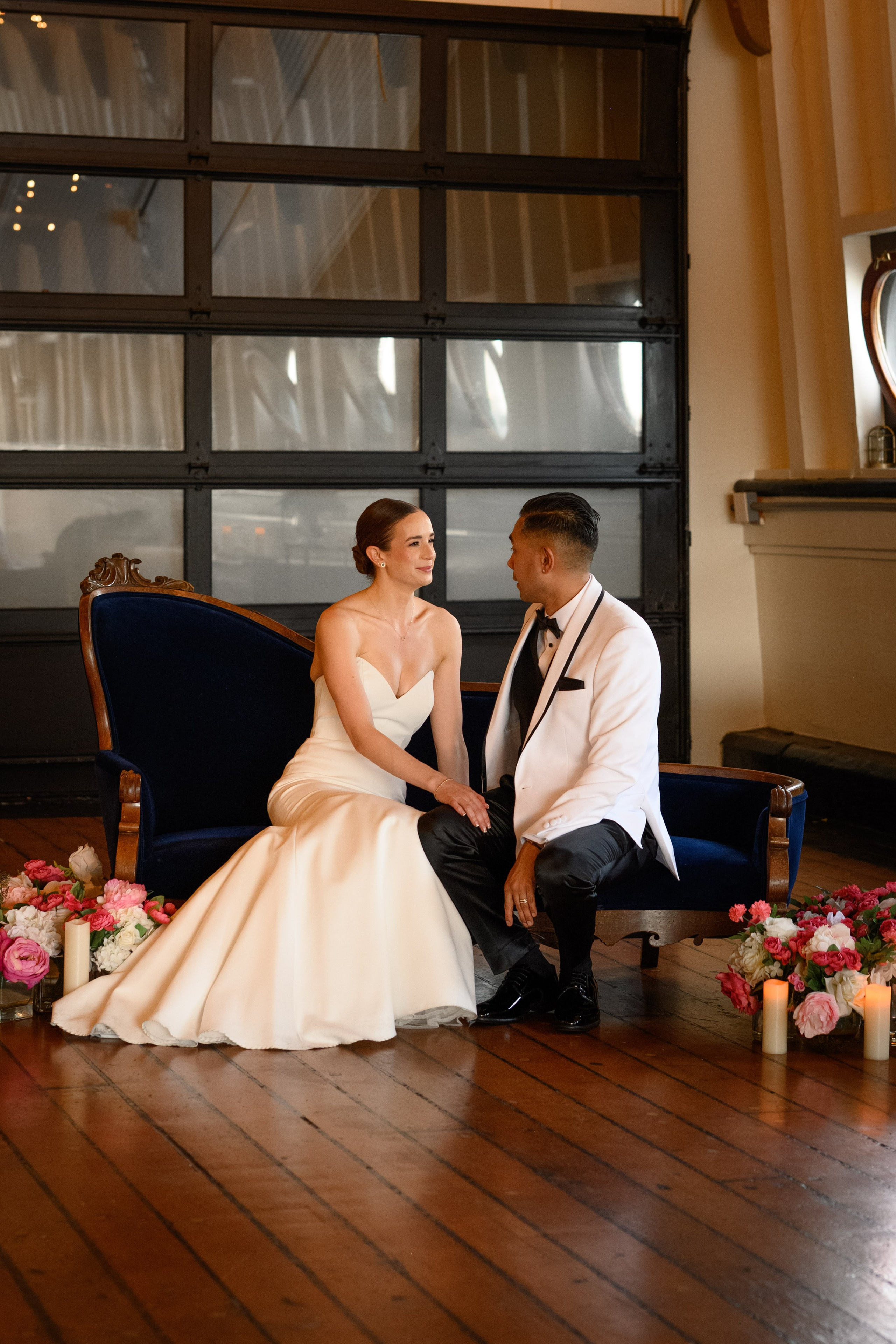 Kevin & Katie. Wedding & portrait photography in the Seattle Area. Helen Michelle photographer