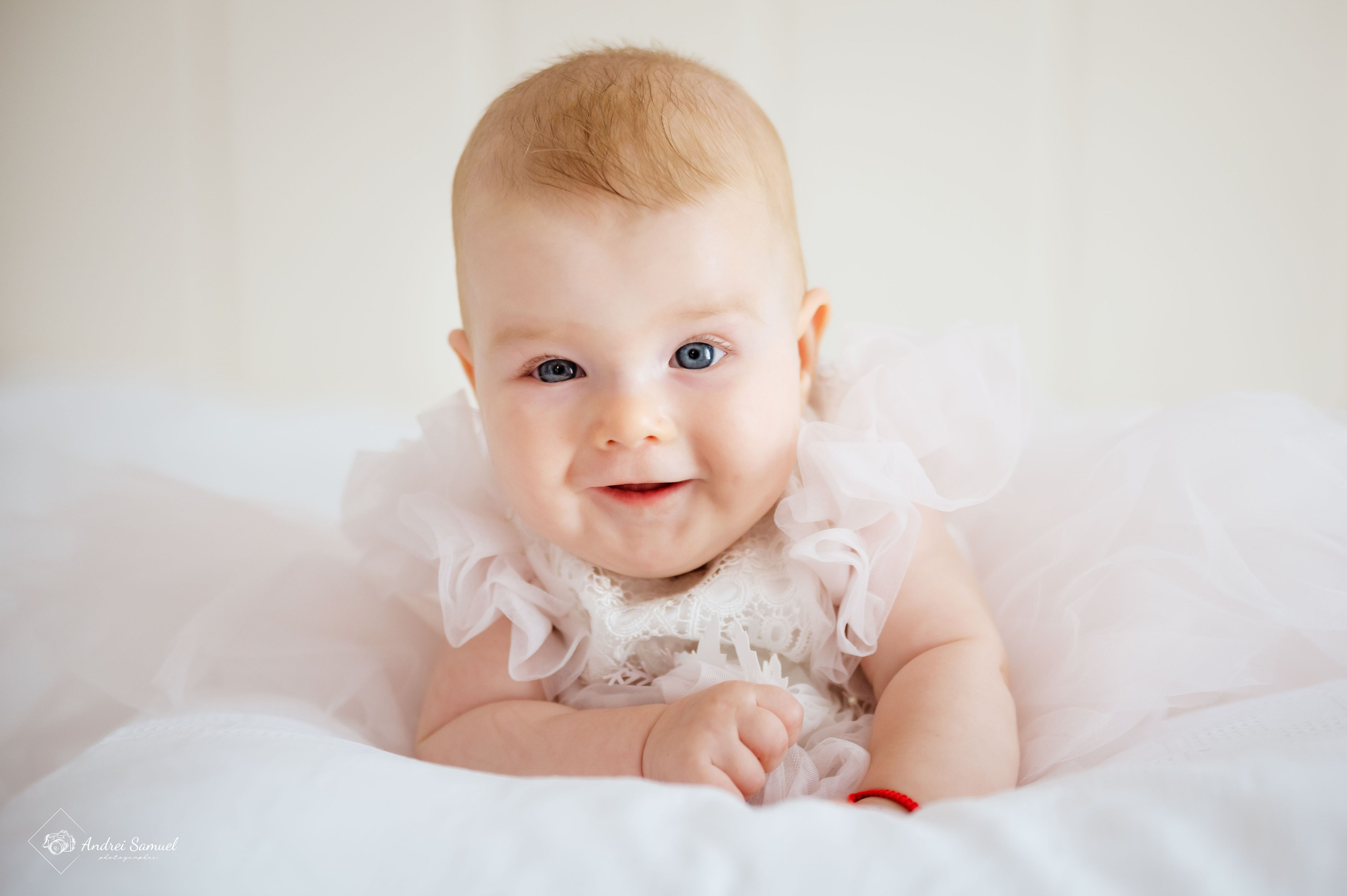 Anais Ioana. Andrei Samuel – Fotograf București | Evenimente, Studio, Imobiliare, Produs