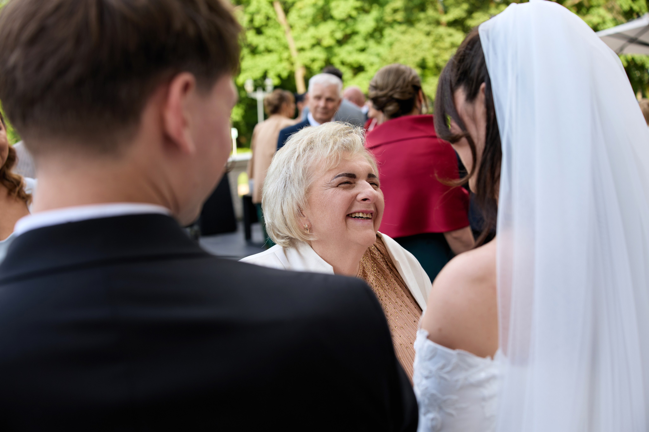Wiktoria & Kacper. Pałac Goetz. Fotograf ślubny i rodzinny w Krakowie Yana Klymova