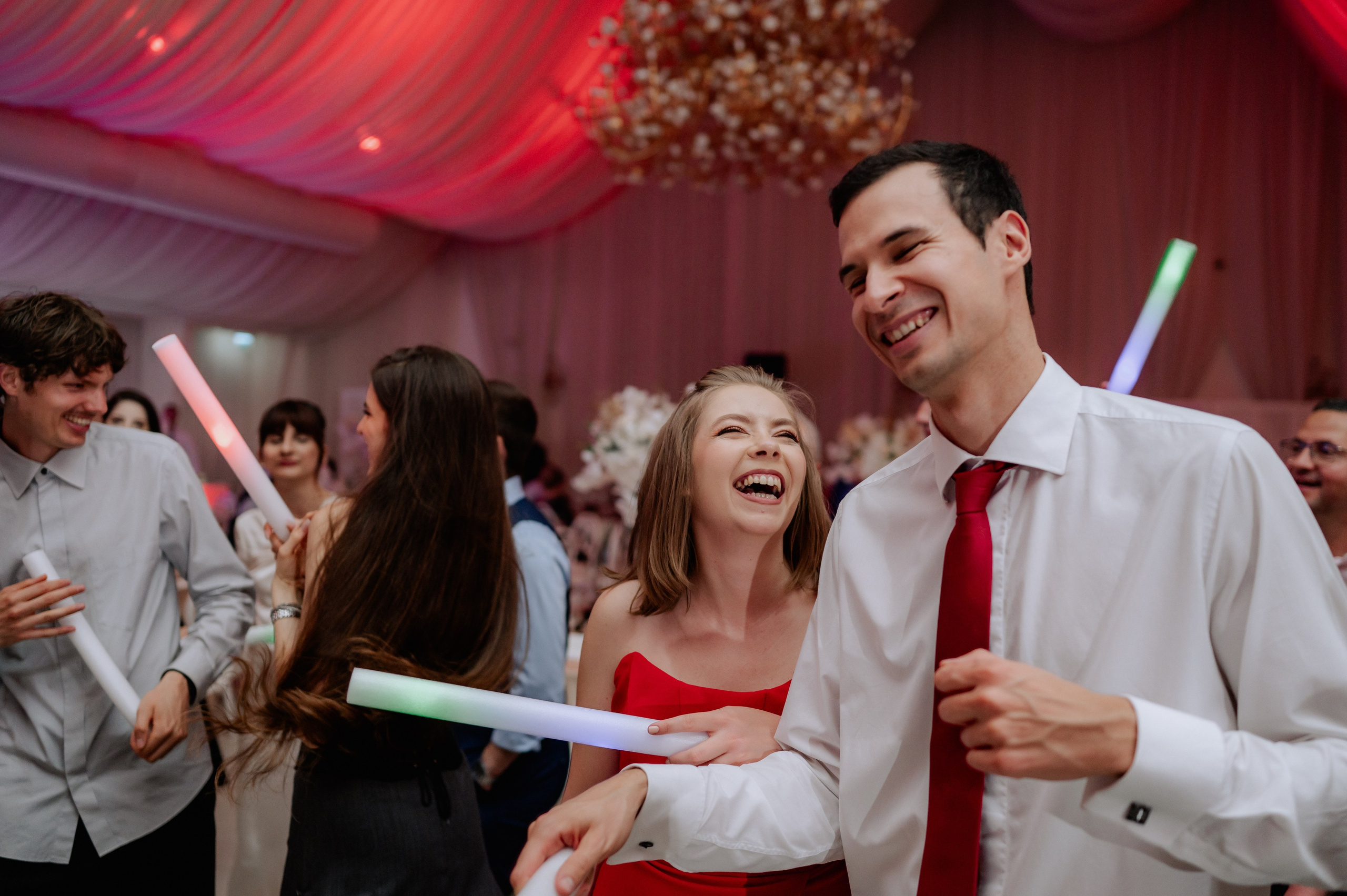 Nunta la Hotel Capitol Iasi. Proud Vision Weddings | Wedding Photography & Film — Servicii profesionale Foto Video Nunta Iasi