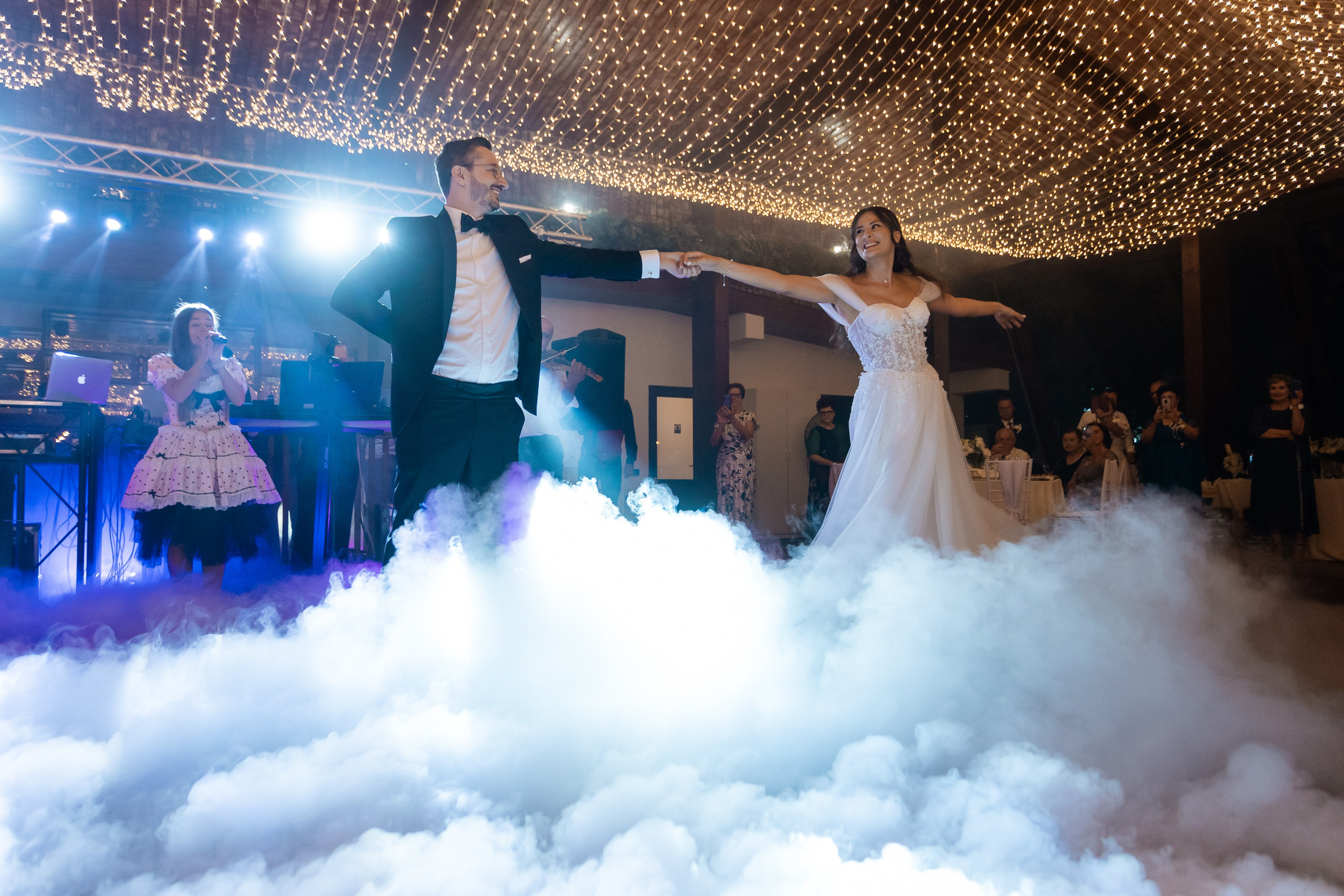 Mădălina & Dragoș. Home