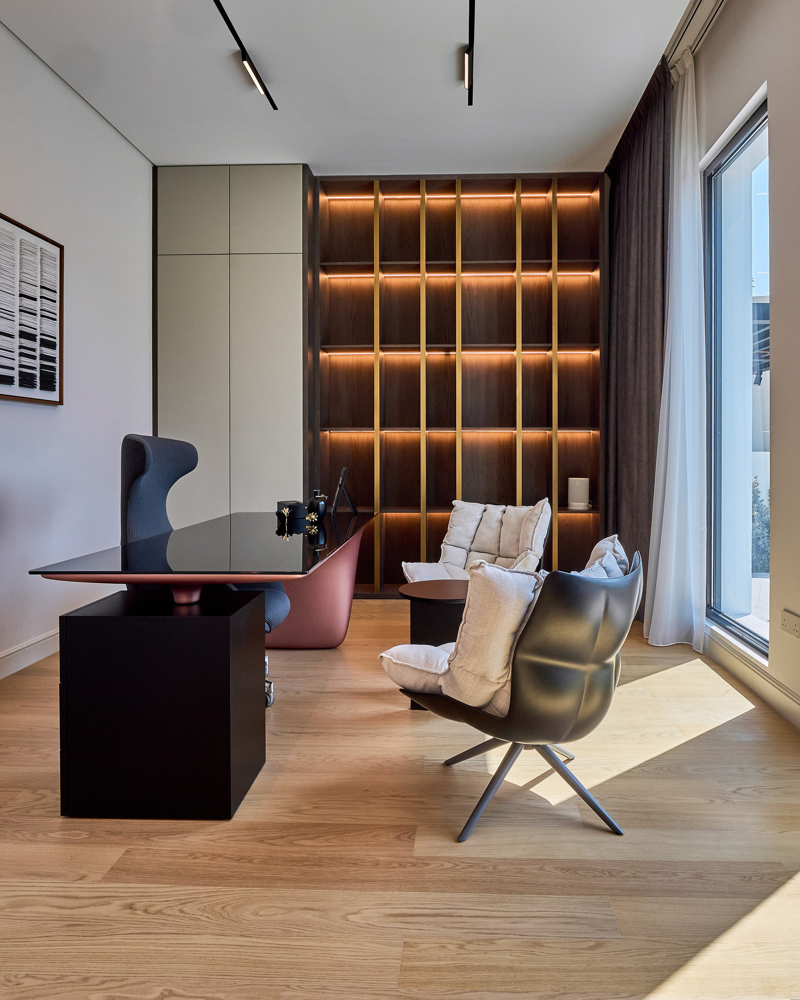 Luxury Villa Photography in Al Barari — Dubai Real Estate Portfolio. Hotel Photographer in Dubai — Interiors & Commercial by Oleg Novikov