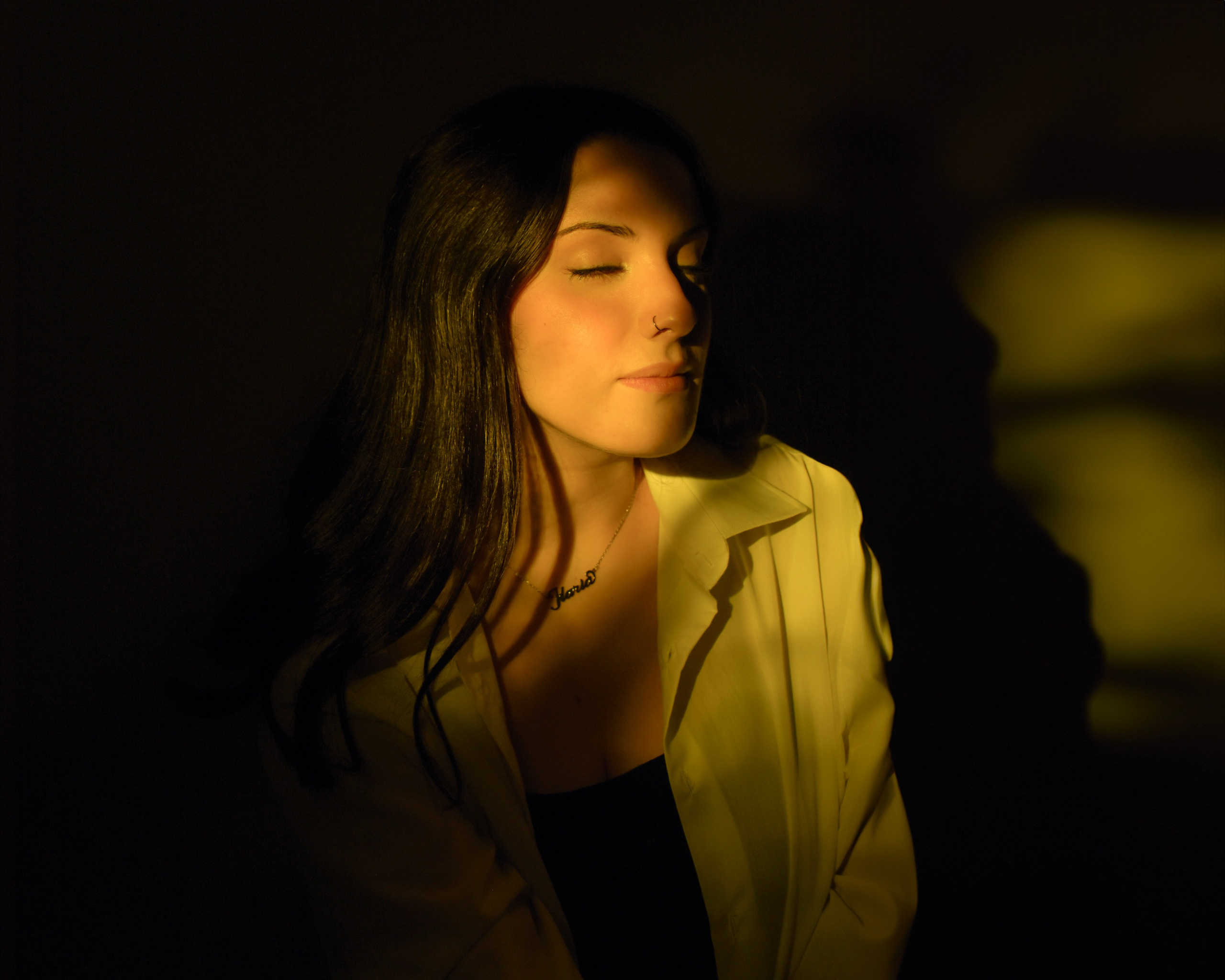 Servizio fotografico ragazza in studio 18 anni