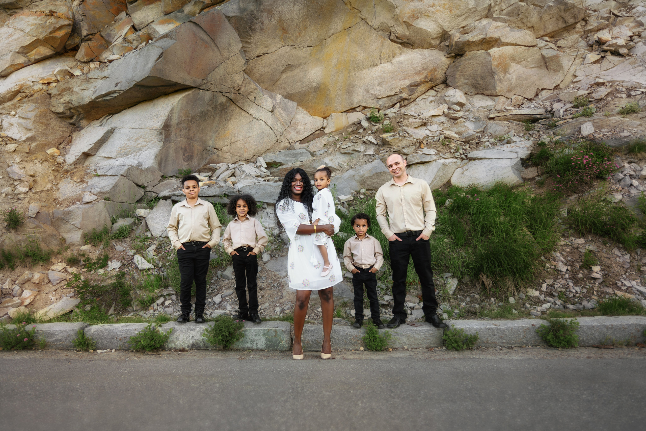 Carline and her family. Wedding & family photography in Seattle area. Helen Michelle photographer