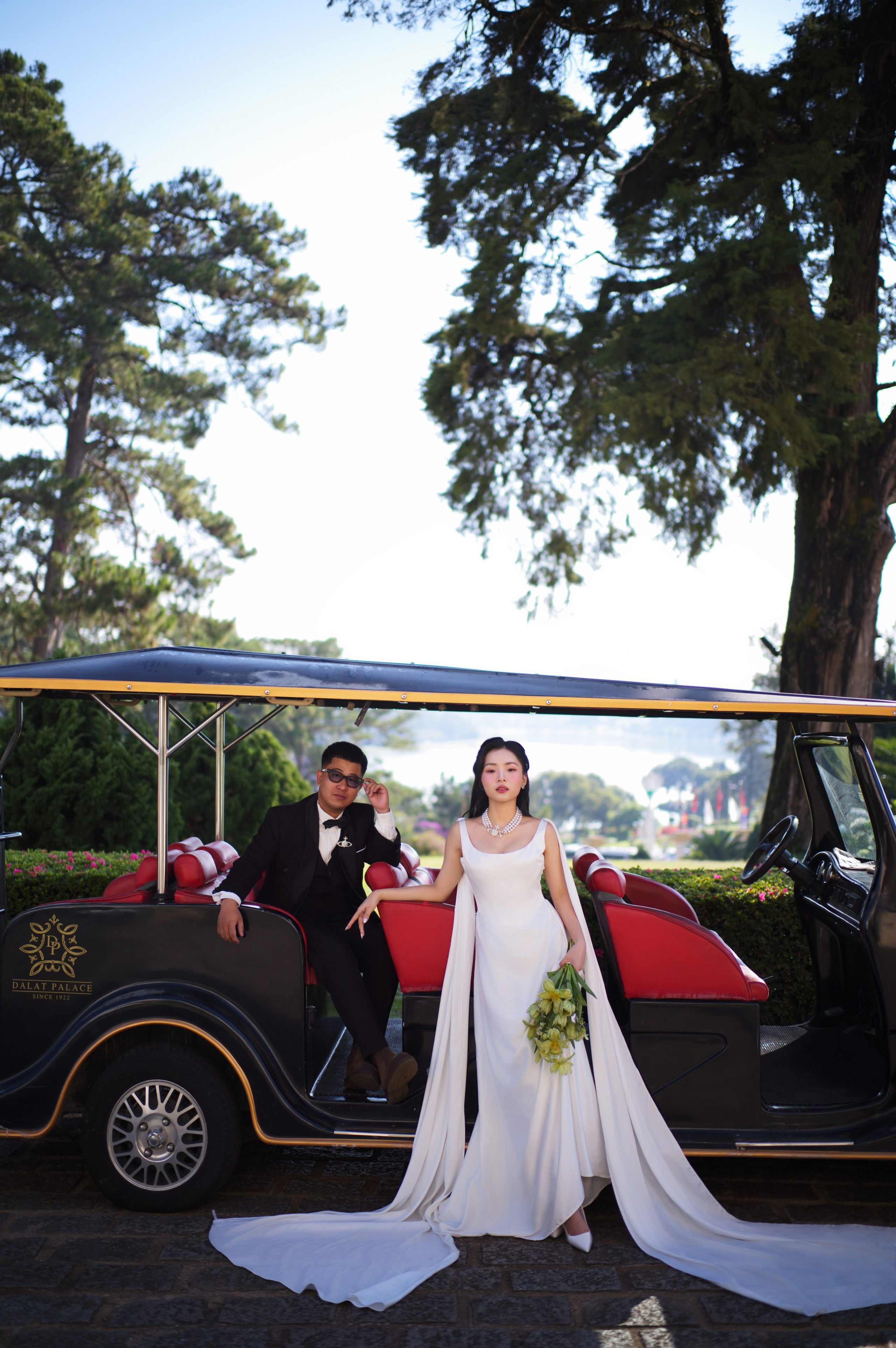 H & N. TheLoveMuseum