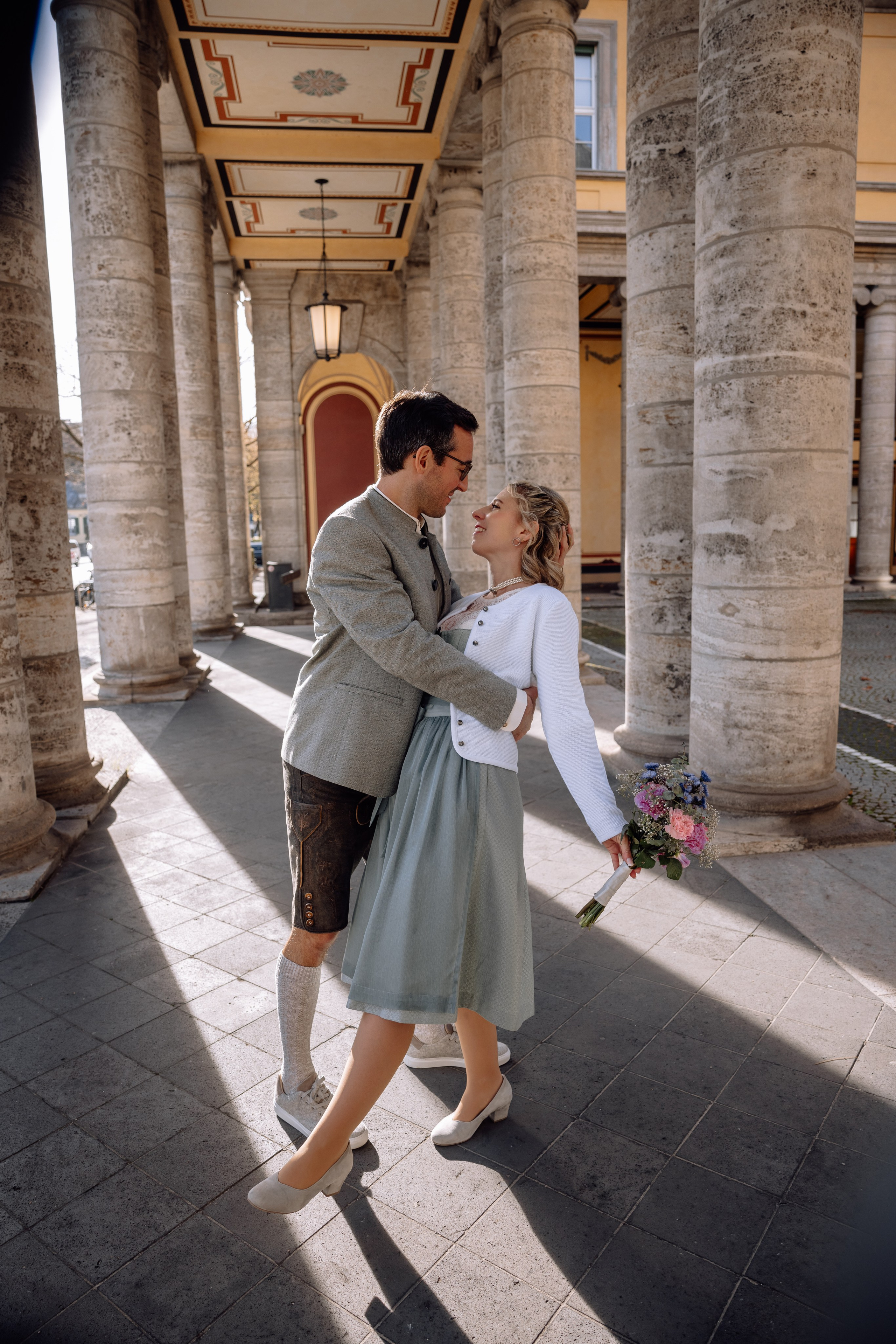 Herbsthochzeit im Standesamt Schwabing. Hochzeitsfotograf München Taufe Familienfotograf Tanja Mauke