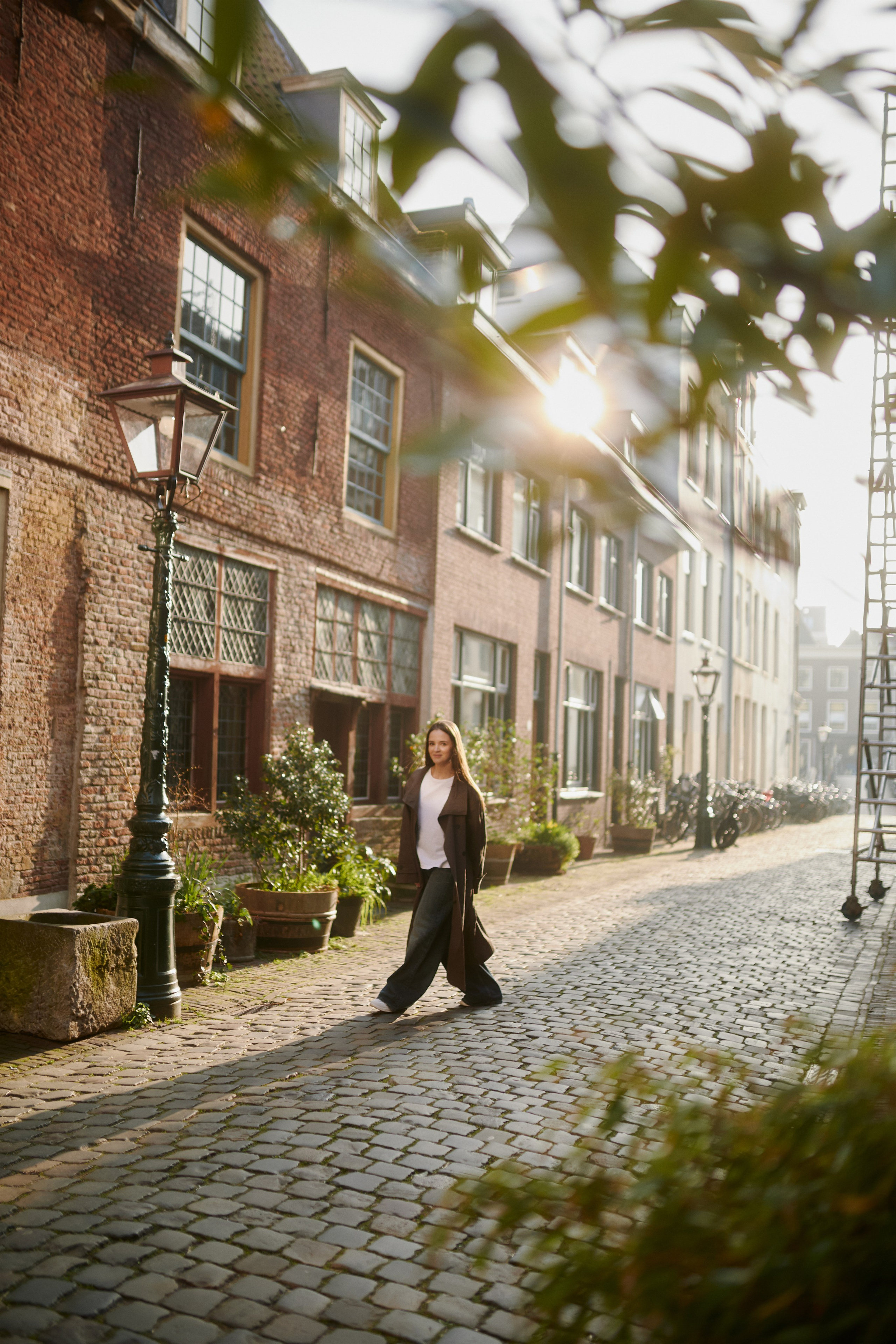 Mari. Professionele Portret- en Zakelijke Fotograaf in Nederland | Amsterdam, Den Haag, Leiden, Zoetermeer