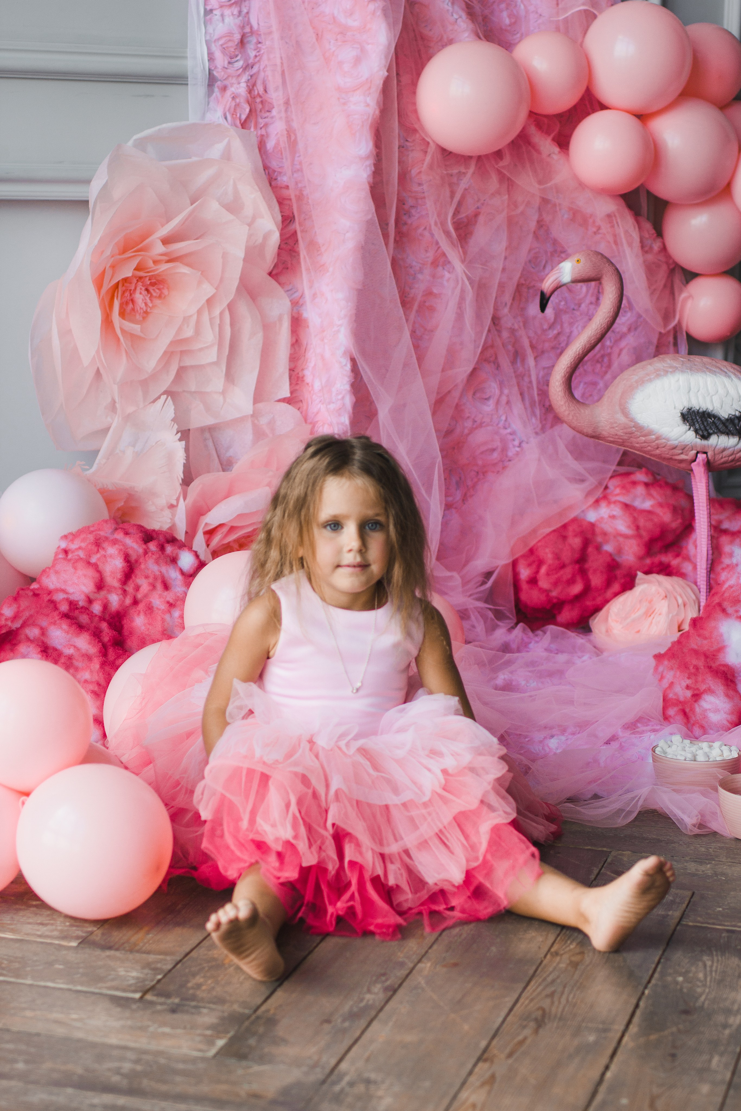 OH LA LA decoration studio. Photographer Vladmir Gladkov