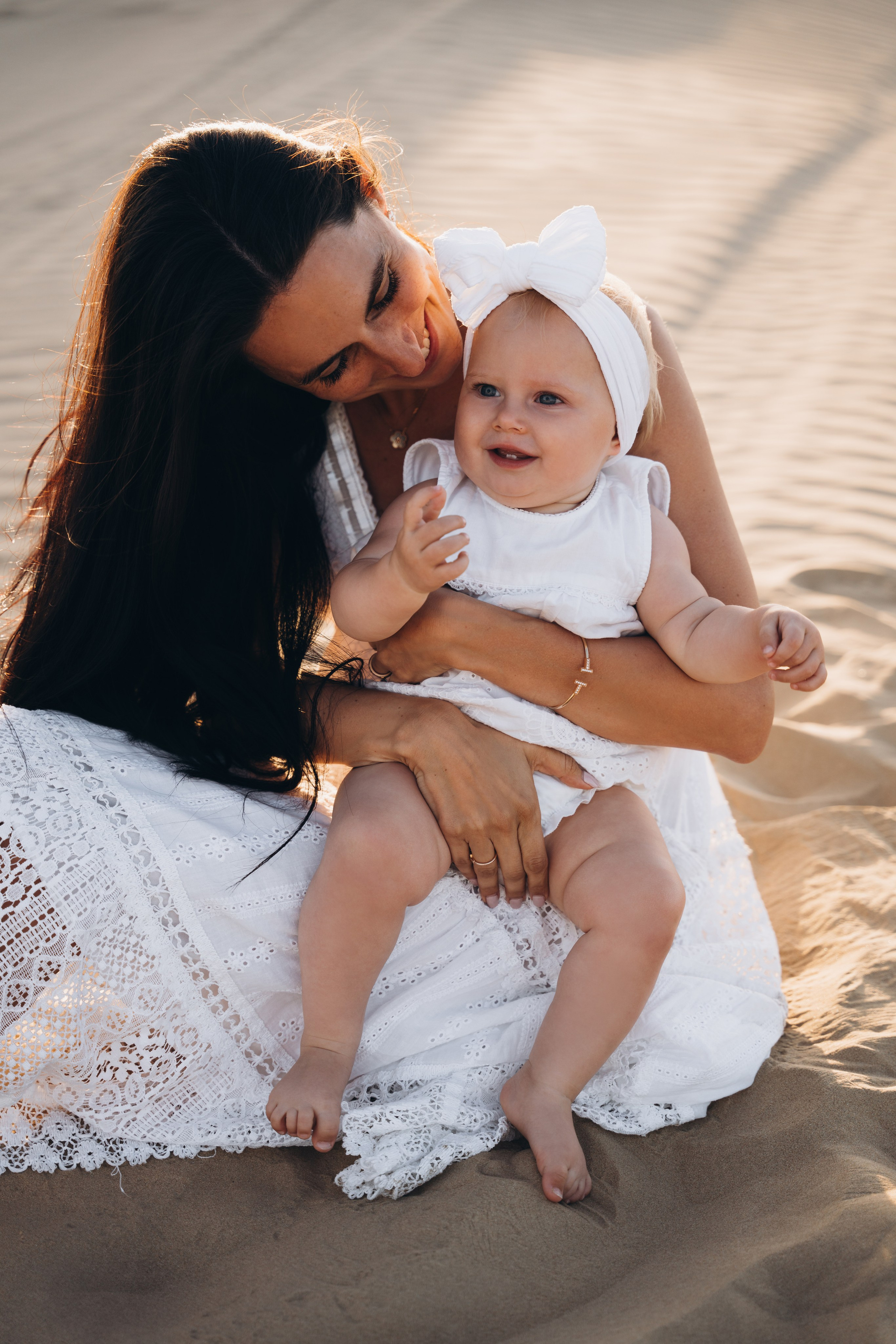 Celebrating 1 Year of baby Emilia. Angela Iakovleva — Family Photographer in Dubai