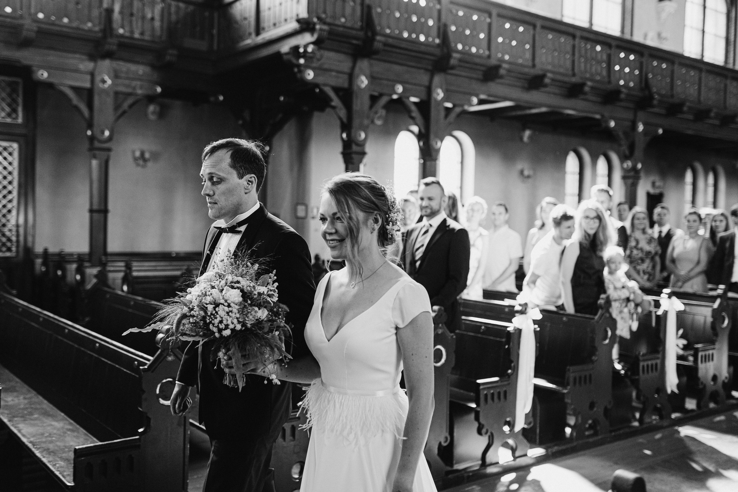 DIEVS SIRDĪ UN VĒJŠ MATOS