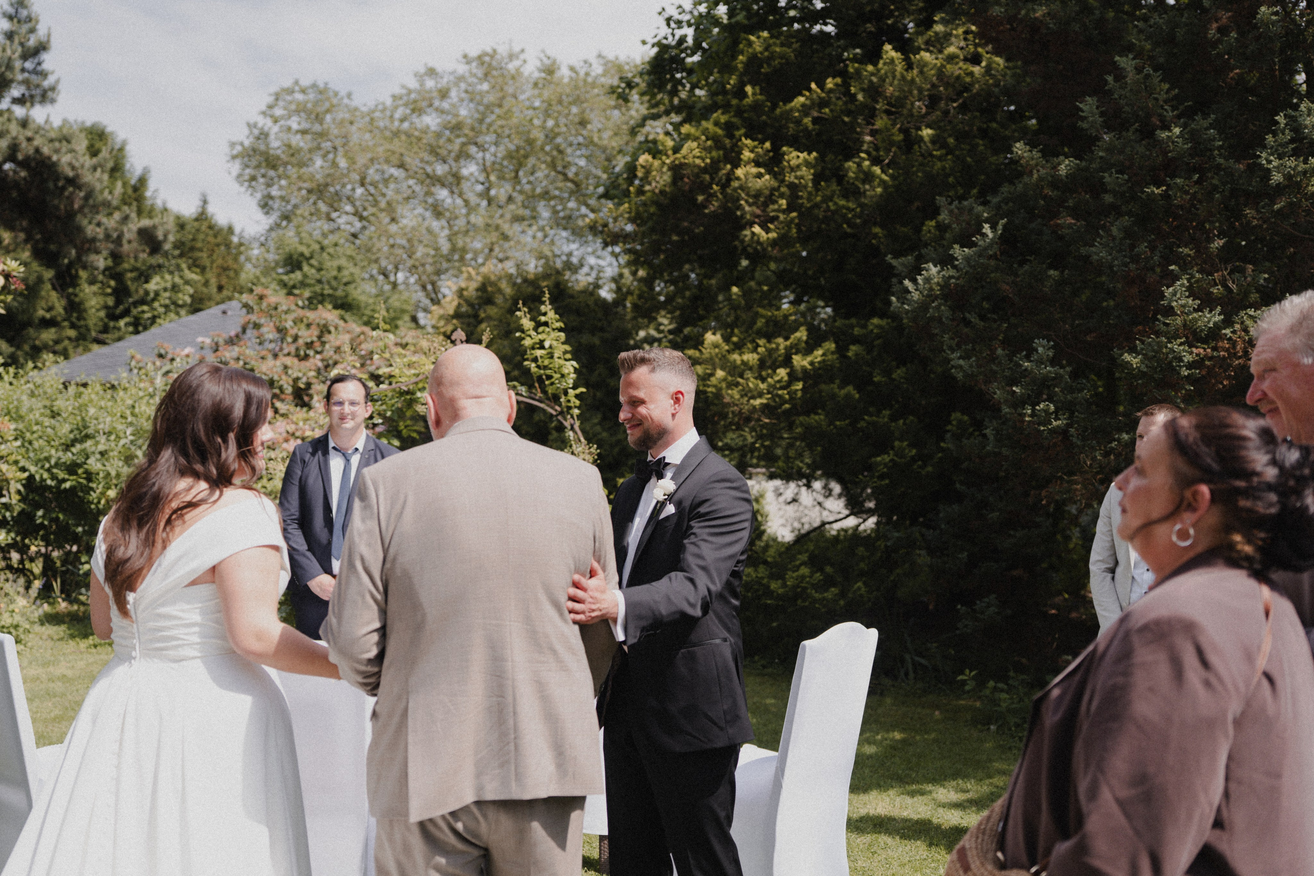 Jessica & Felix I Gesellschaft Harmonie Bochum. Hochzeitsfotografin Bochum | Halyna Reiche Fotografie NRW