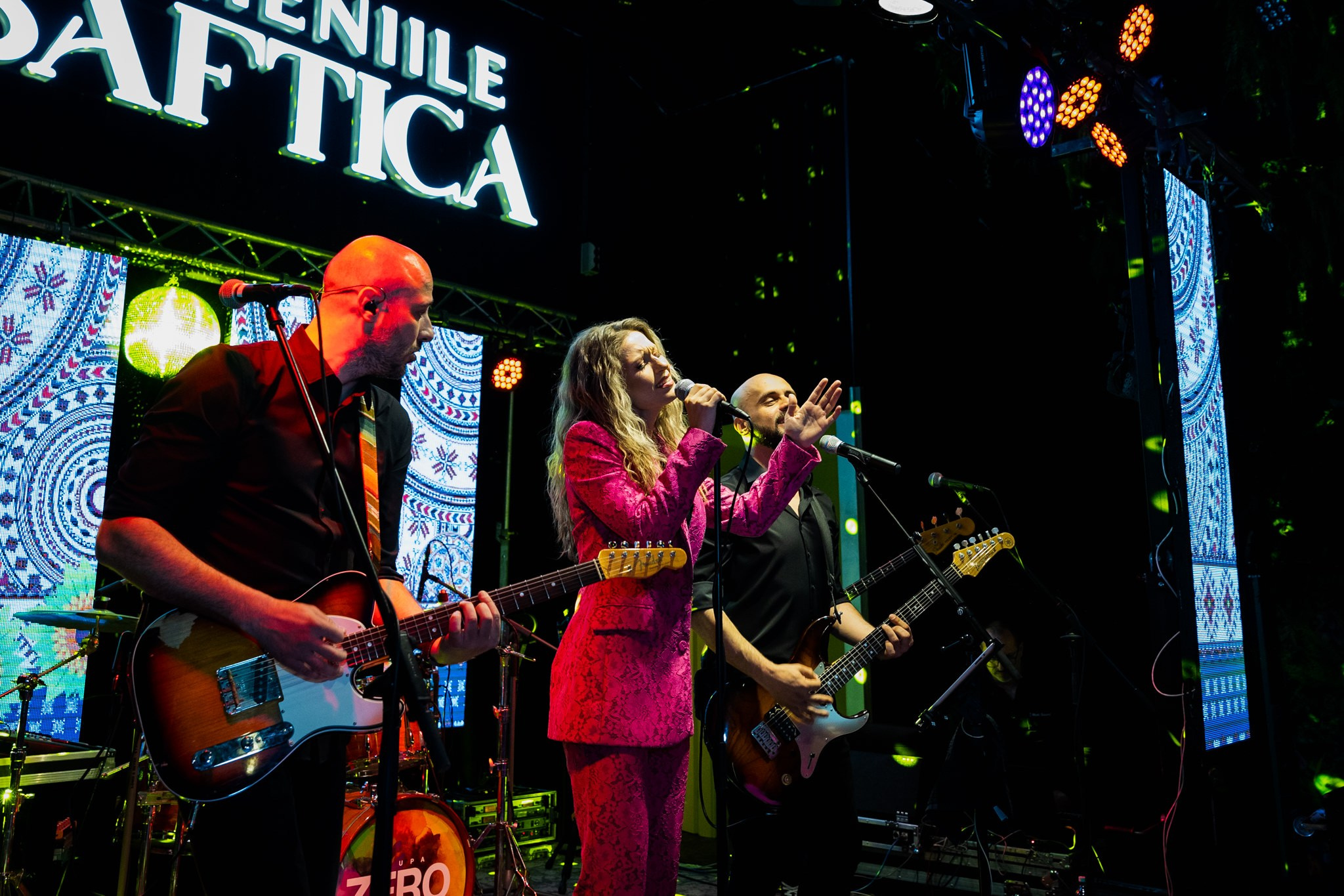 Nunta Ema si Valentin - Manu Ivanciu. Wedding Photographer in Bucharest — Manu Ivanciu