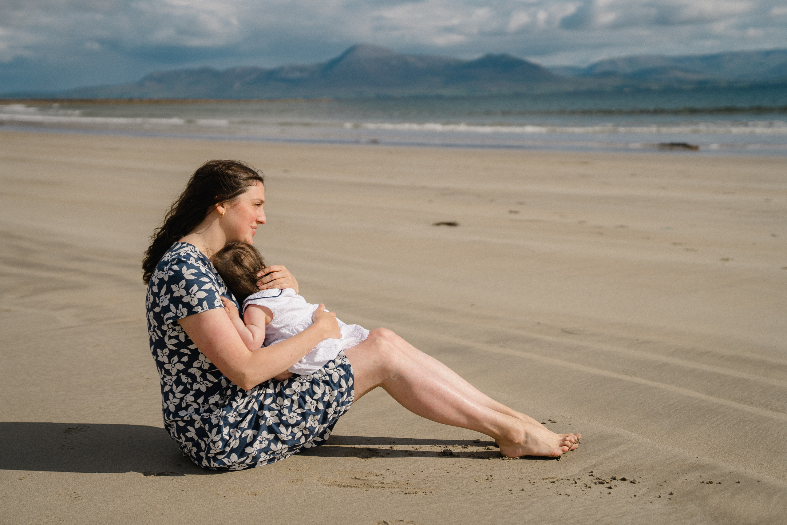 Darya and Mia at the ocean. Wedding and family photographer Ireland