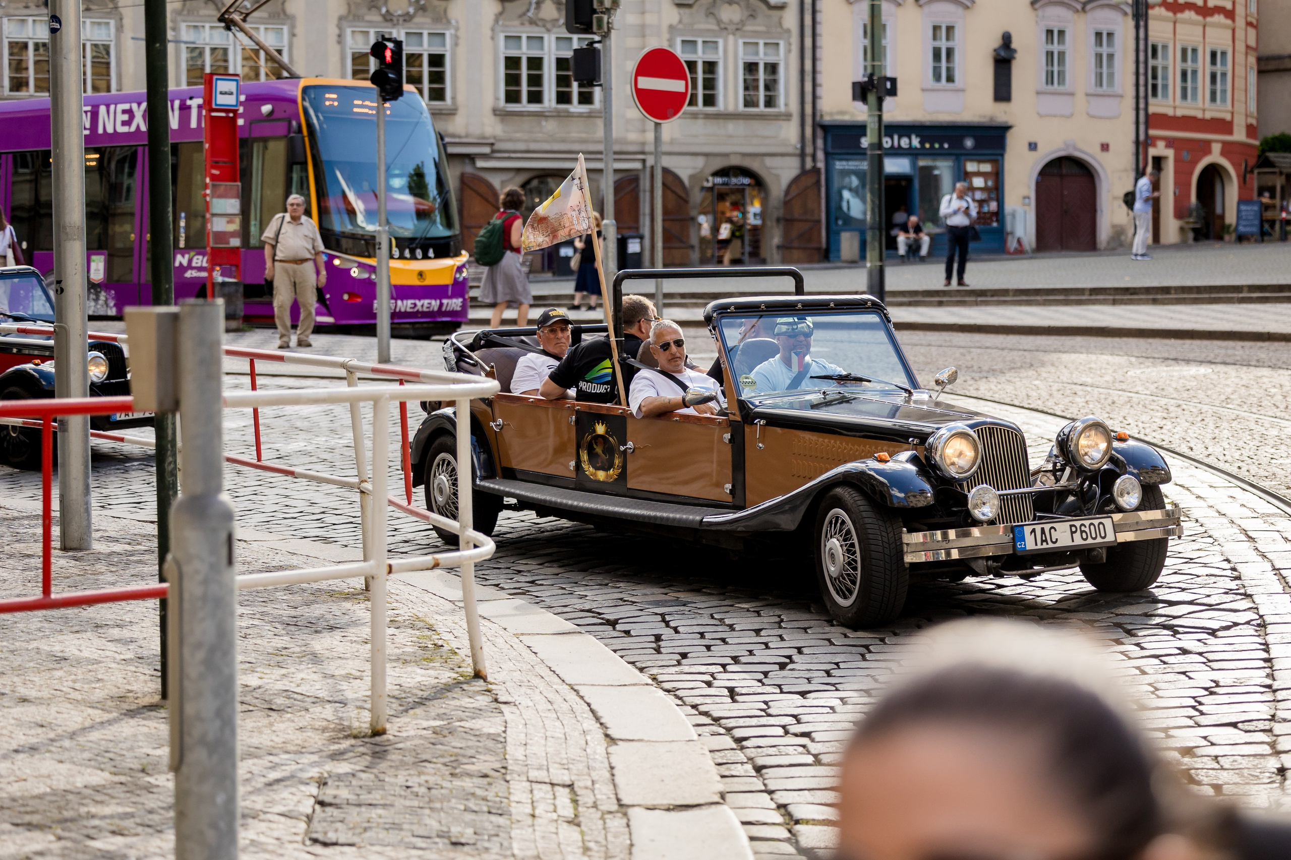 Johanneshof, Prague. AMIR BUCHNIK PHOTOGRAPHER