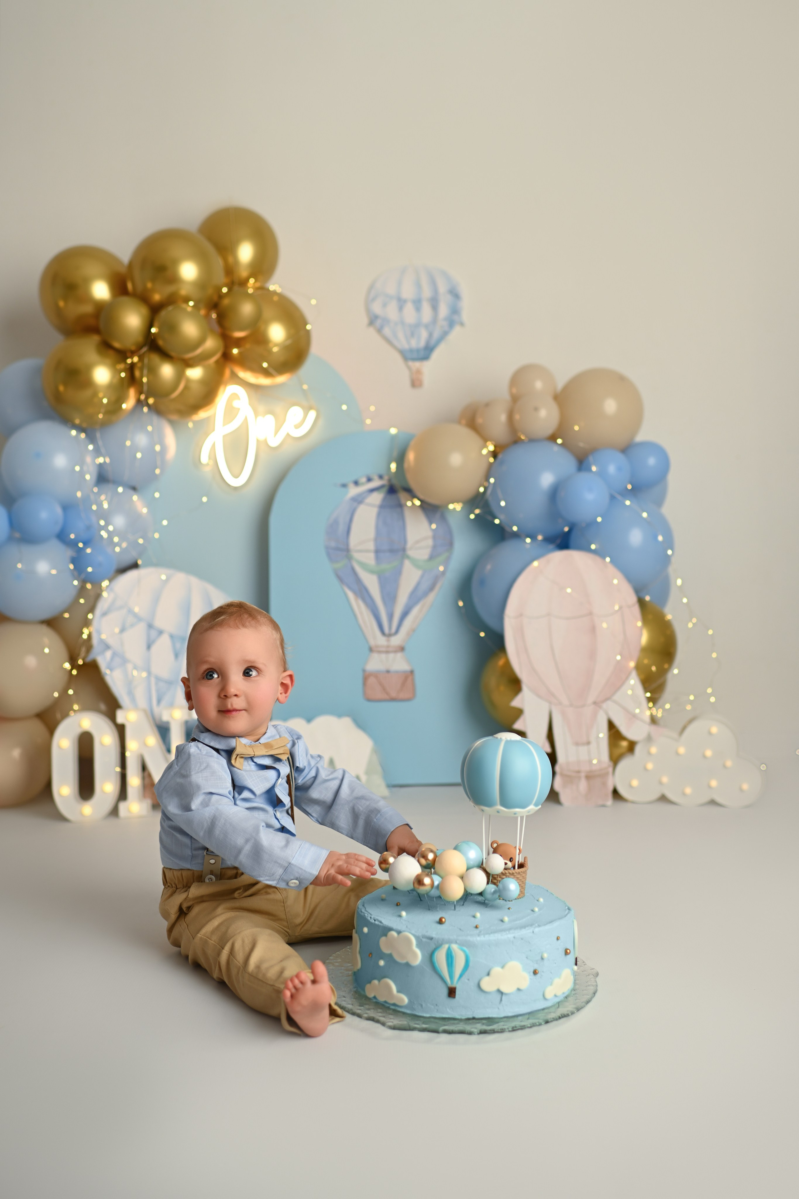 Cake Smash Fotoshooting zum ersten, zweiten Geburtstag. Neugeborene, Baby Fotografin in Düren (NRW) - Vitalina Unruh