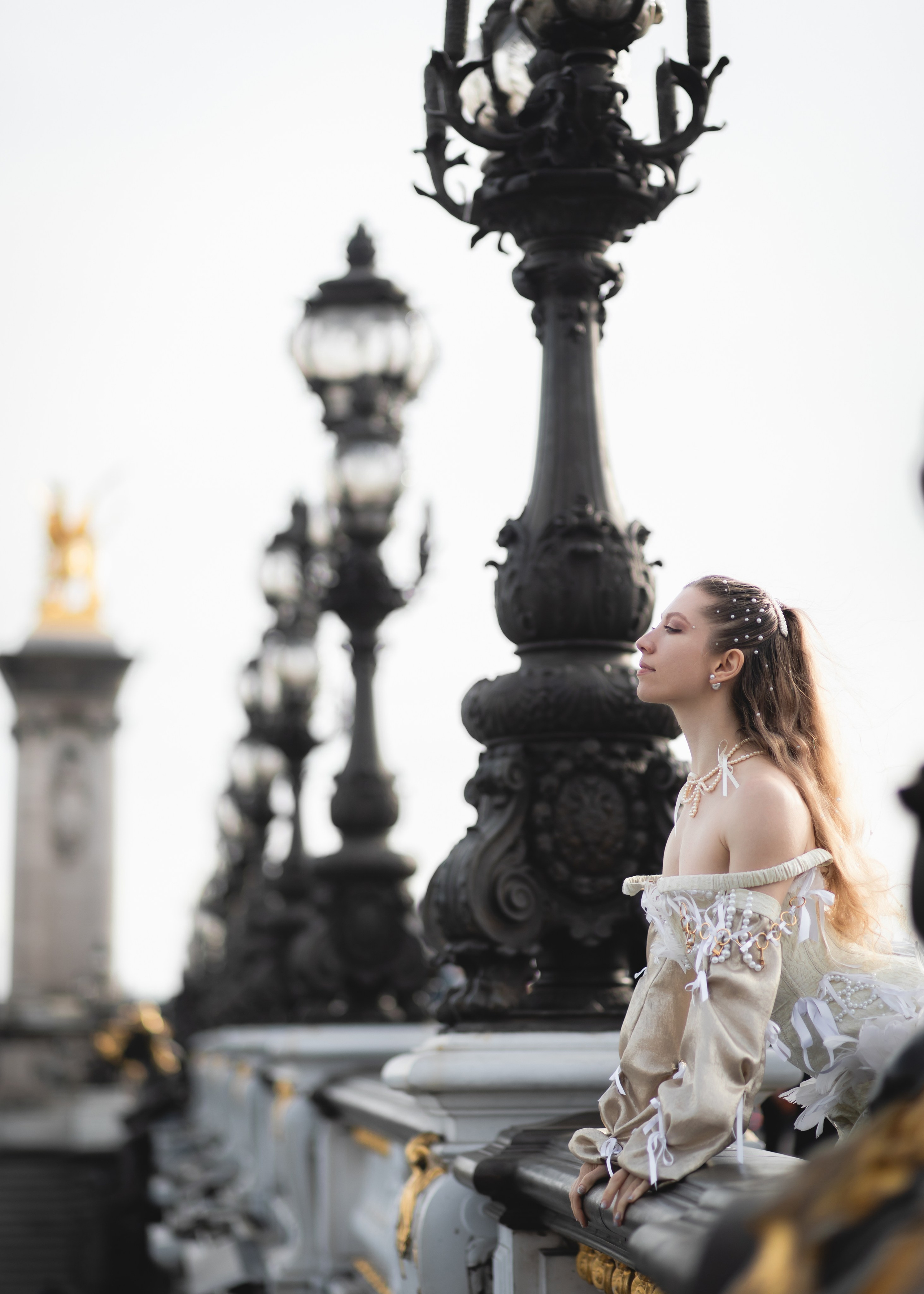 Ballerina in Paris. Professional wedding photographer in Copenhagen, Denmark — Julia Byron