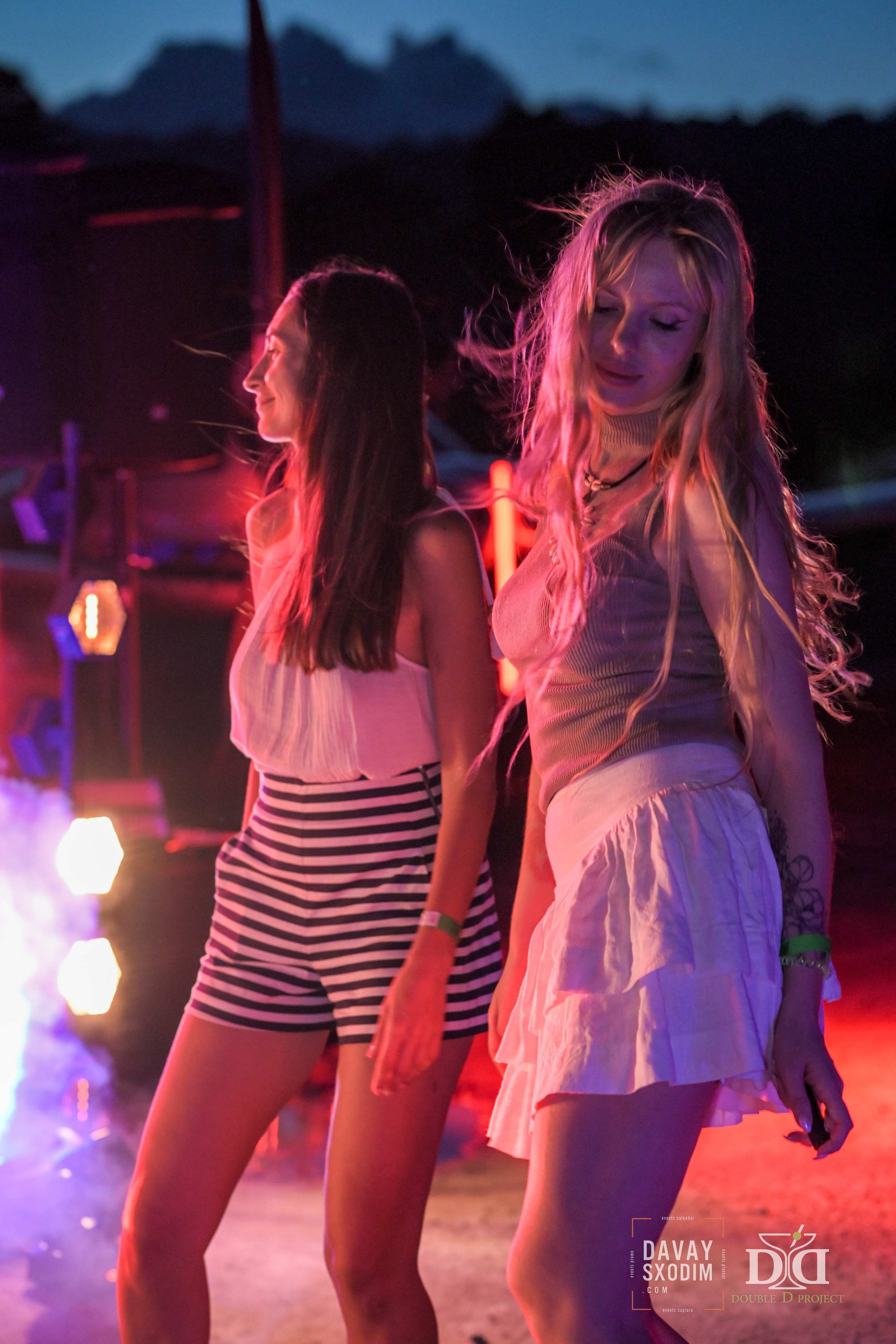 Вечеринка на аэродроме | Фоторепортаж | Афиша | DAVAYSXODIM.com PHUKET. АФИША|ФОТОРЕПОРТАЖИ|ИВЕНТЫ|ПХУКЕТ