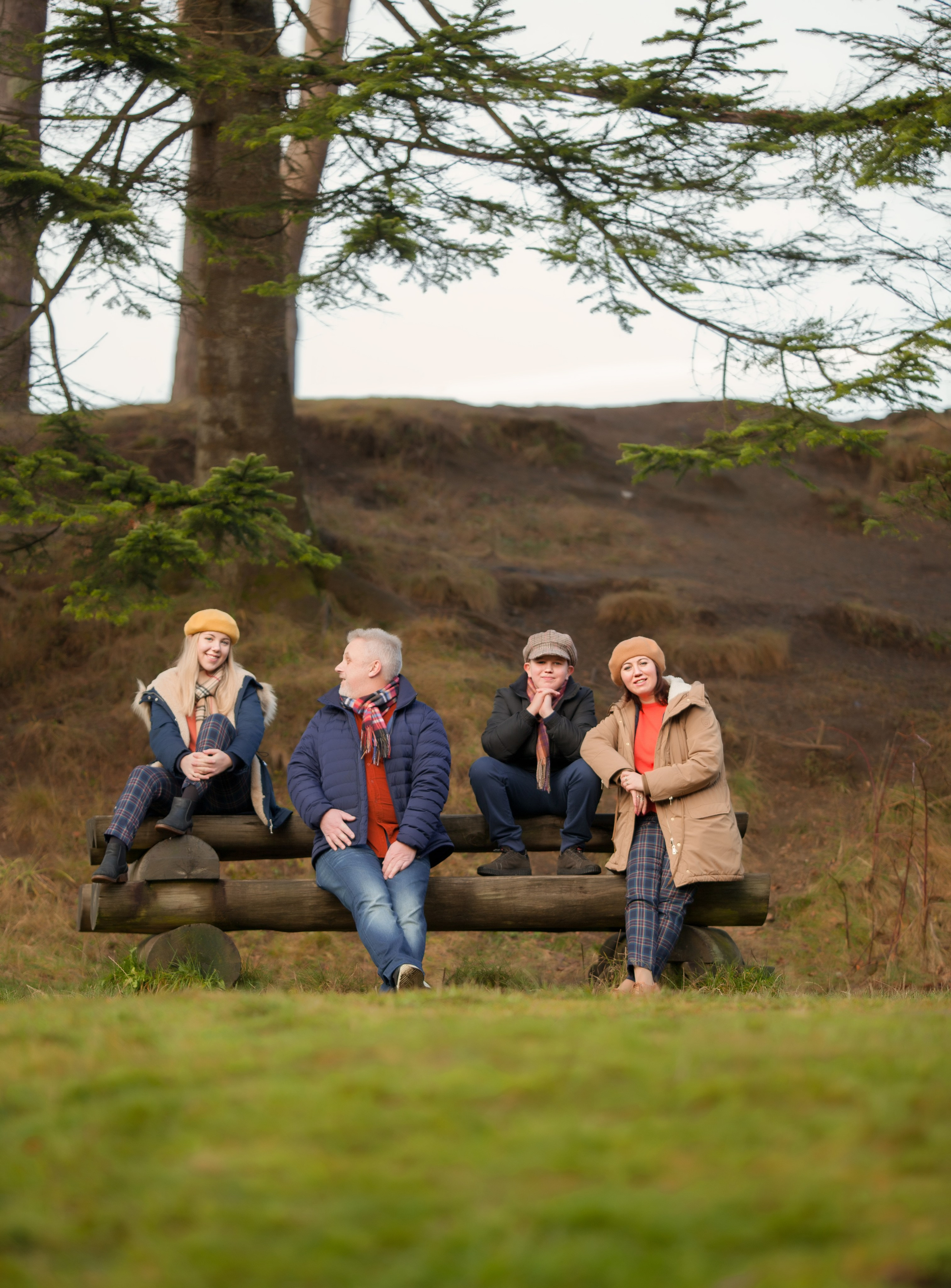 Gold october. Family and real state photographer in Haugesund Dina Vikra